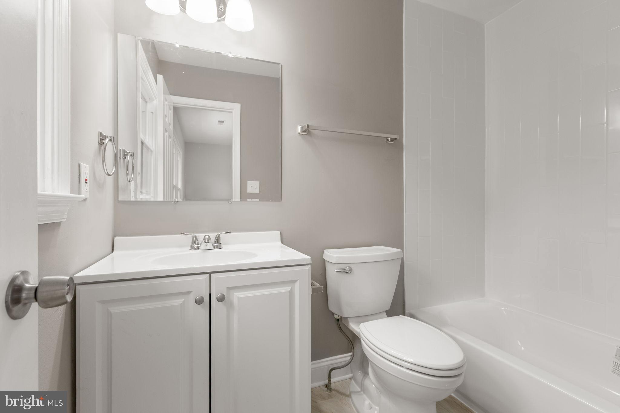 CAMELOT - Residential