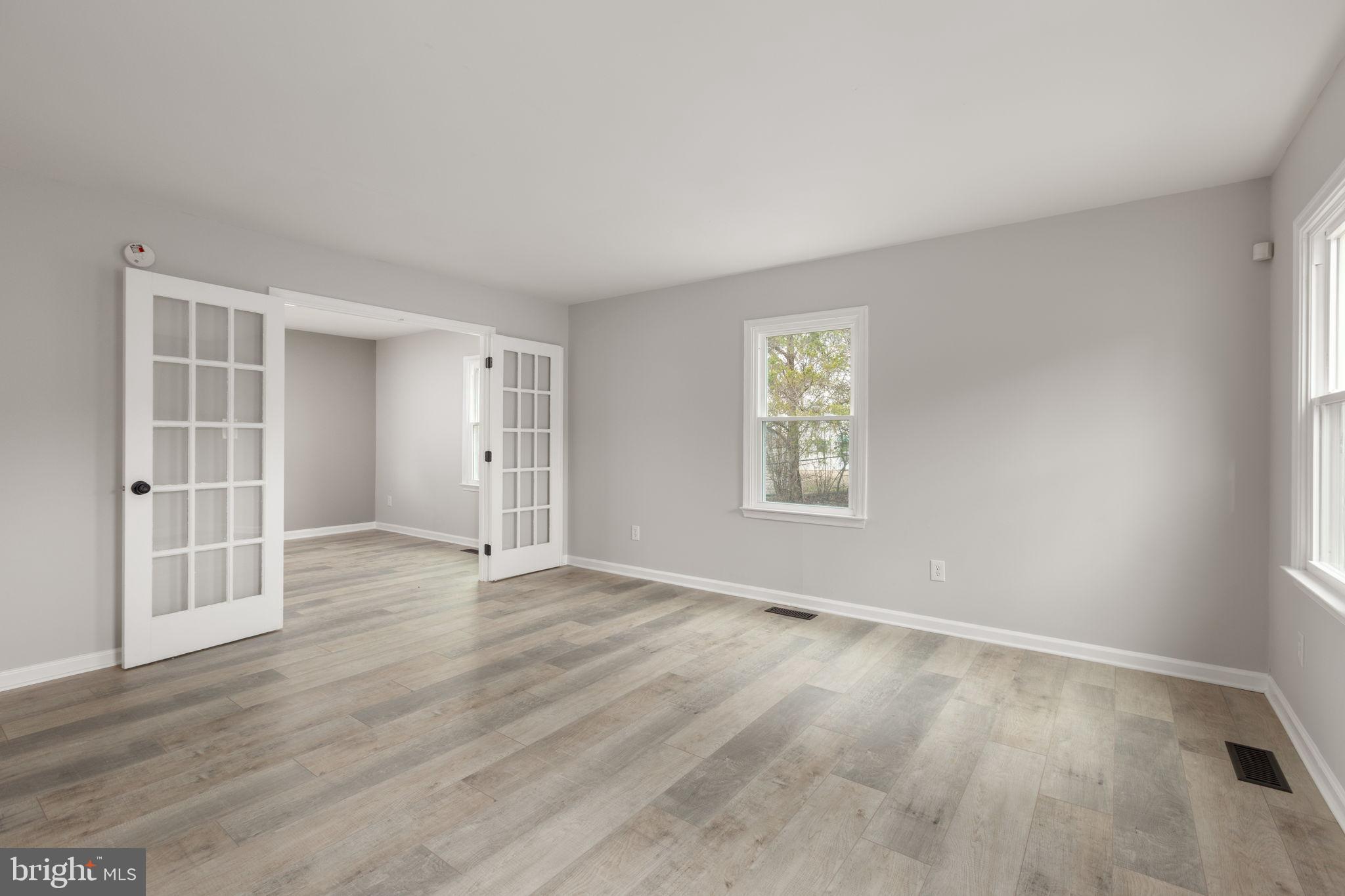 CAMELOT - Residential