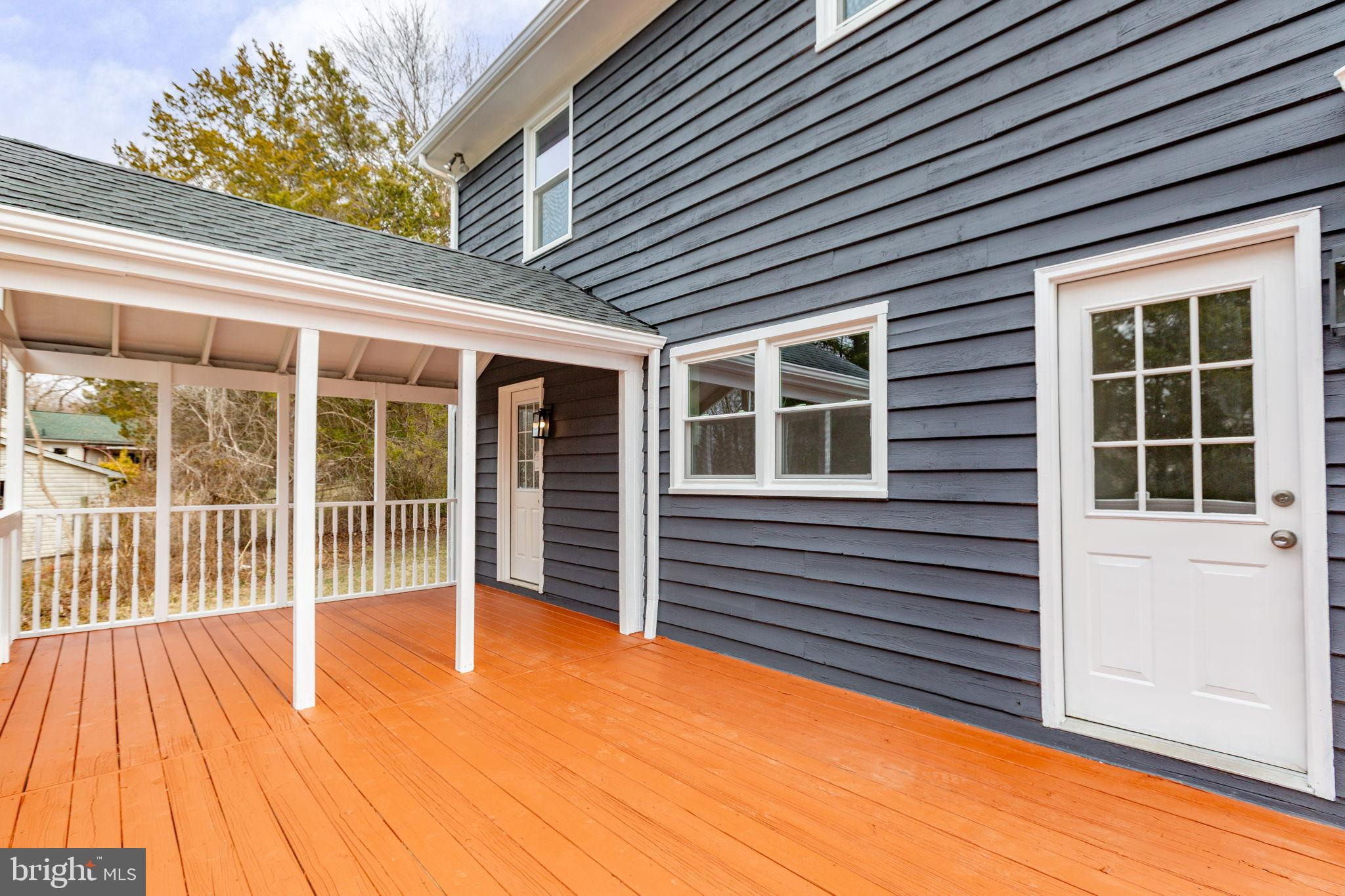 CAMELOT - Residential