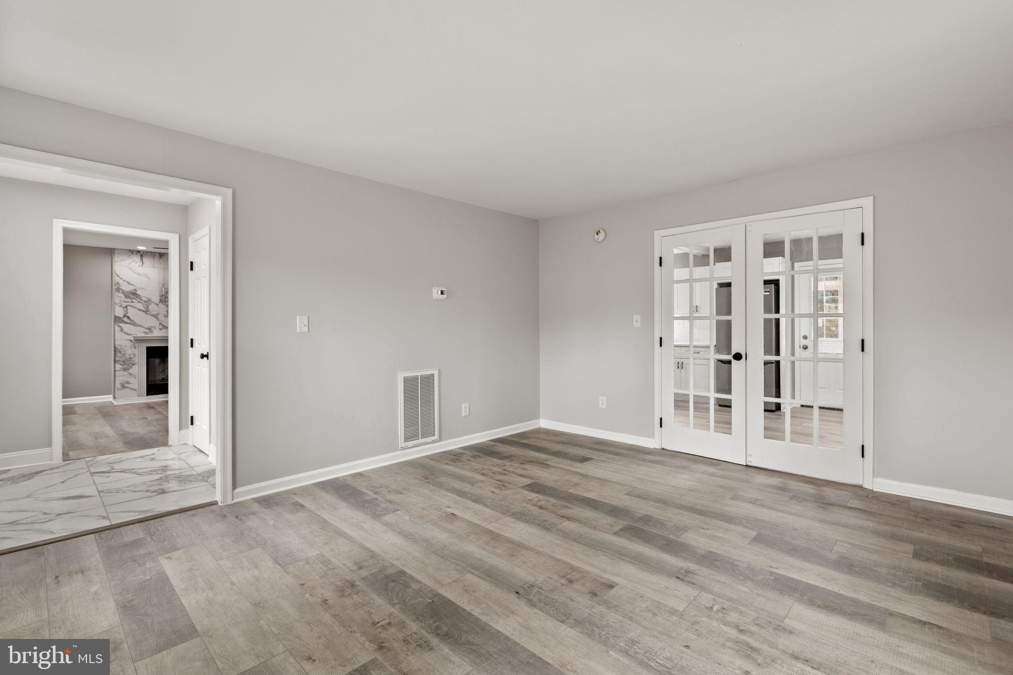 CAMELOT - Residential