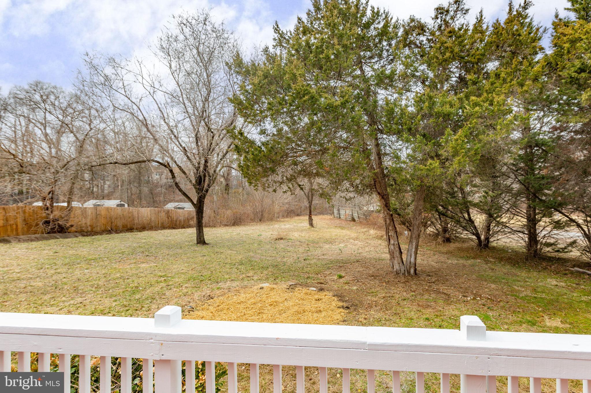 CAMELOT - Residential