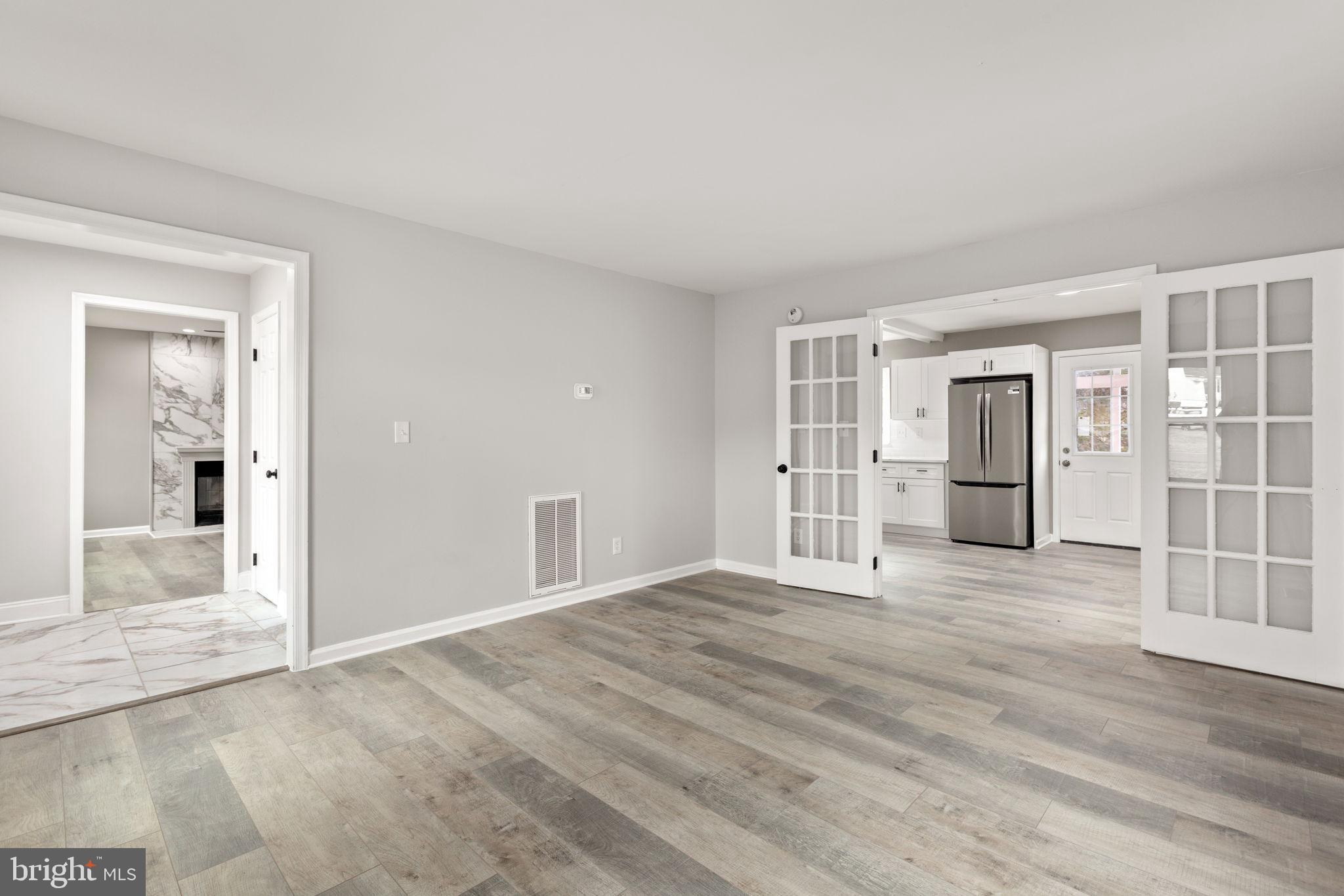 CAMELOT - Residential