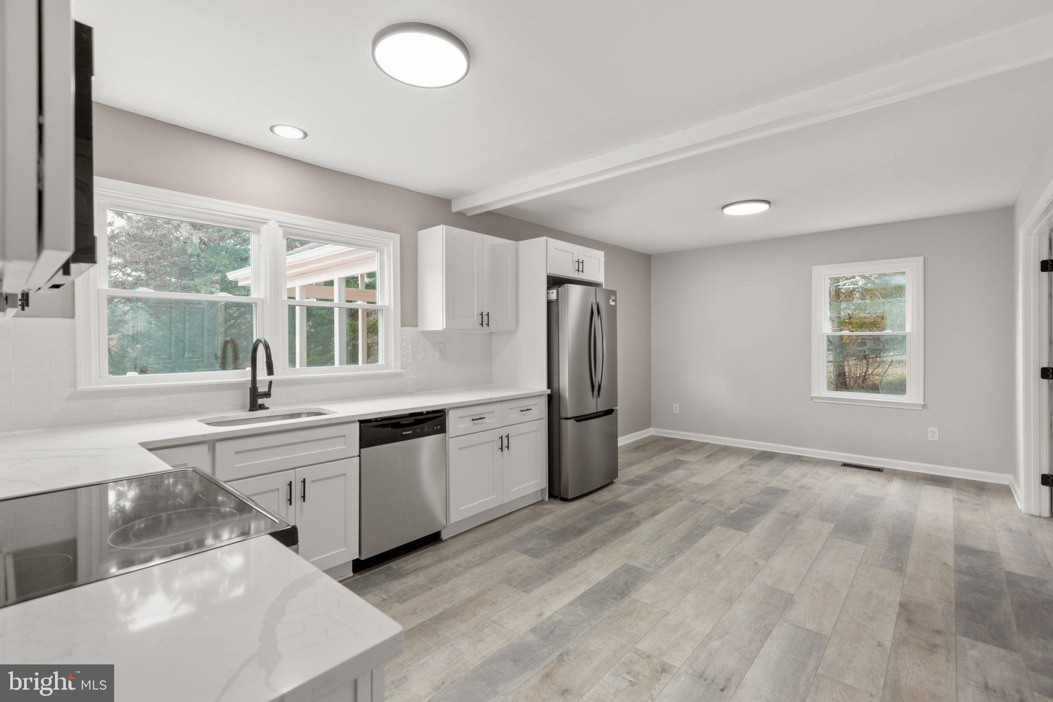 CAMELOT - Residential