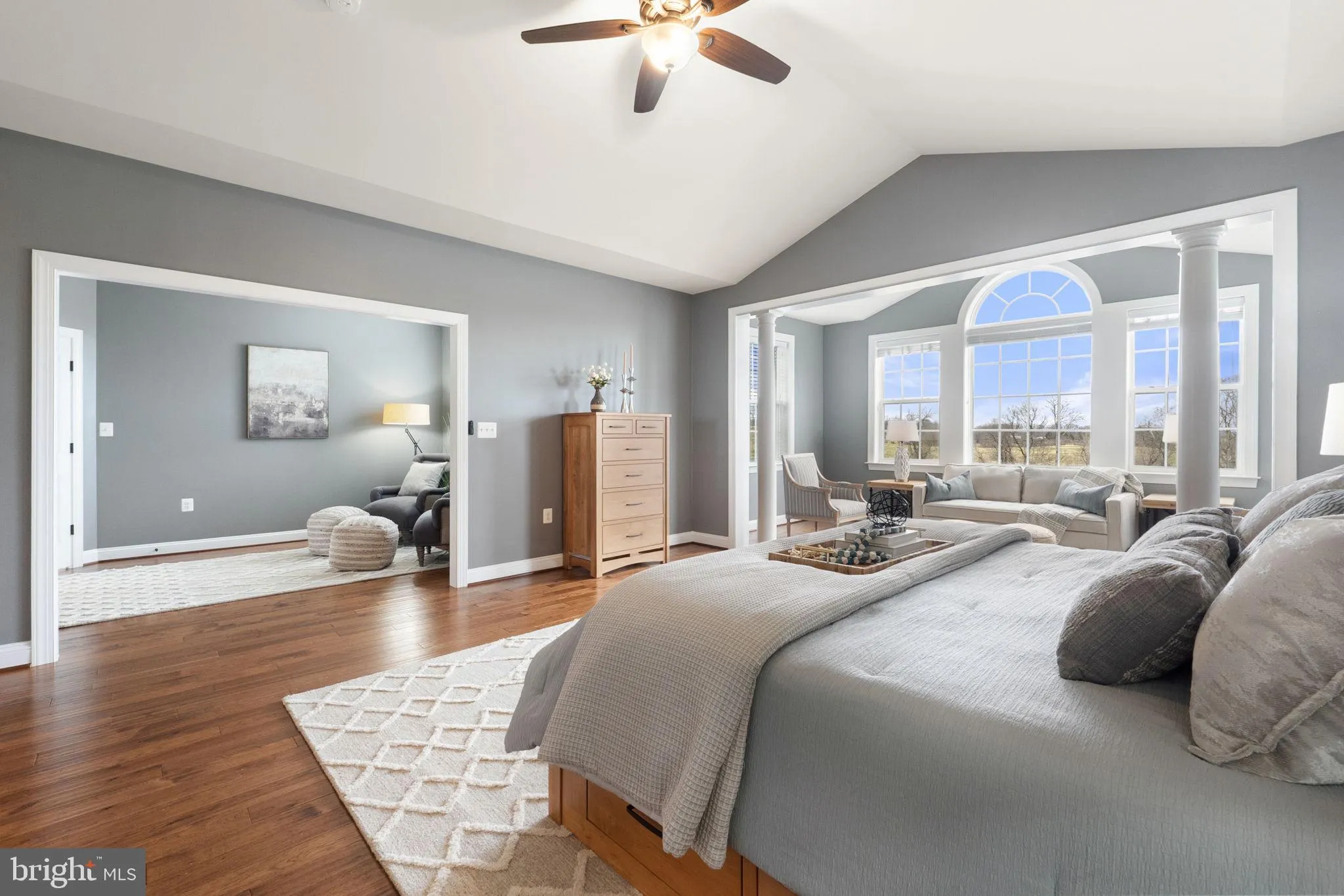 Purcellville, Virginia 20132, United States, 5 Bedrooms Bedrooms, ,6 BathroomsBathrooms,Residential,Active,94059