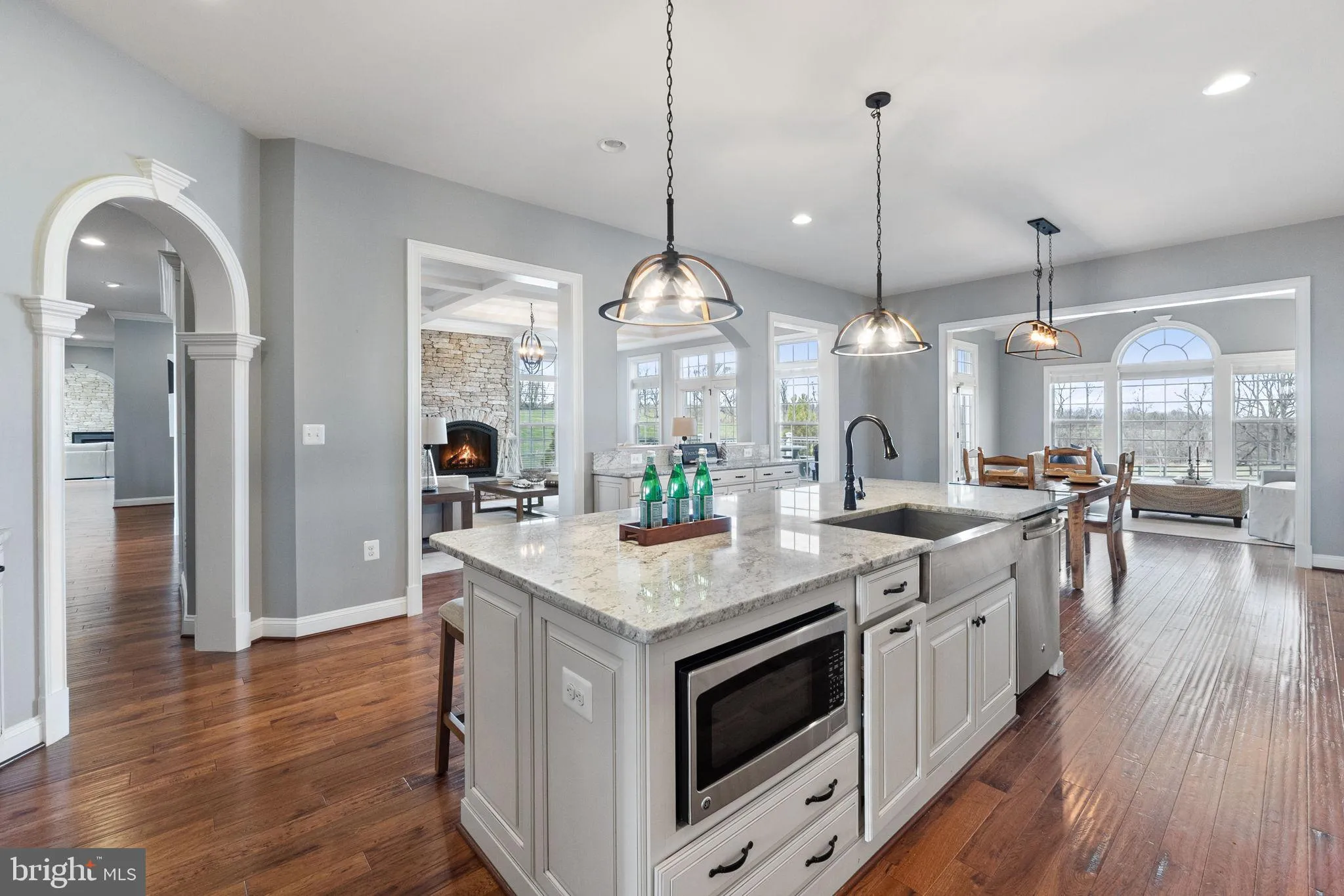 Purcellville, Virginia 20132, United States, 5 Bedrooms Bedrooms, ,6 BathroomsBathrooms,Residential,Active,94059