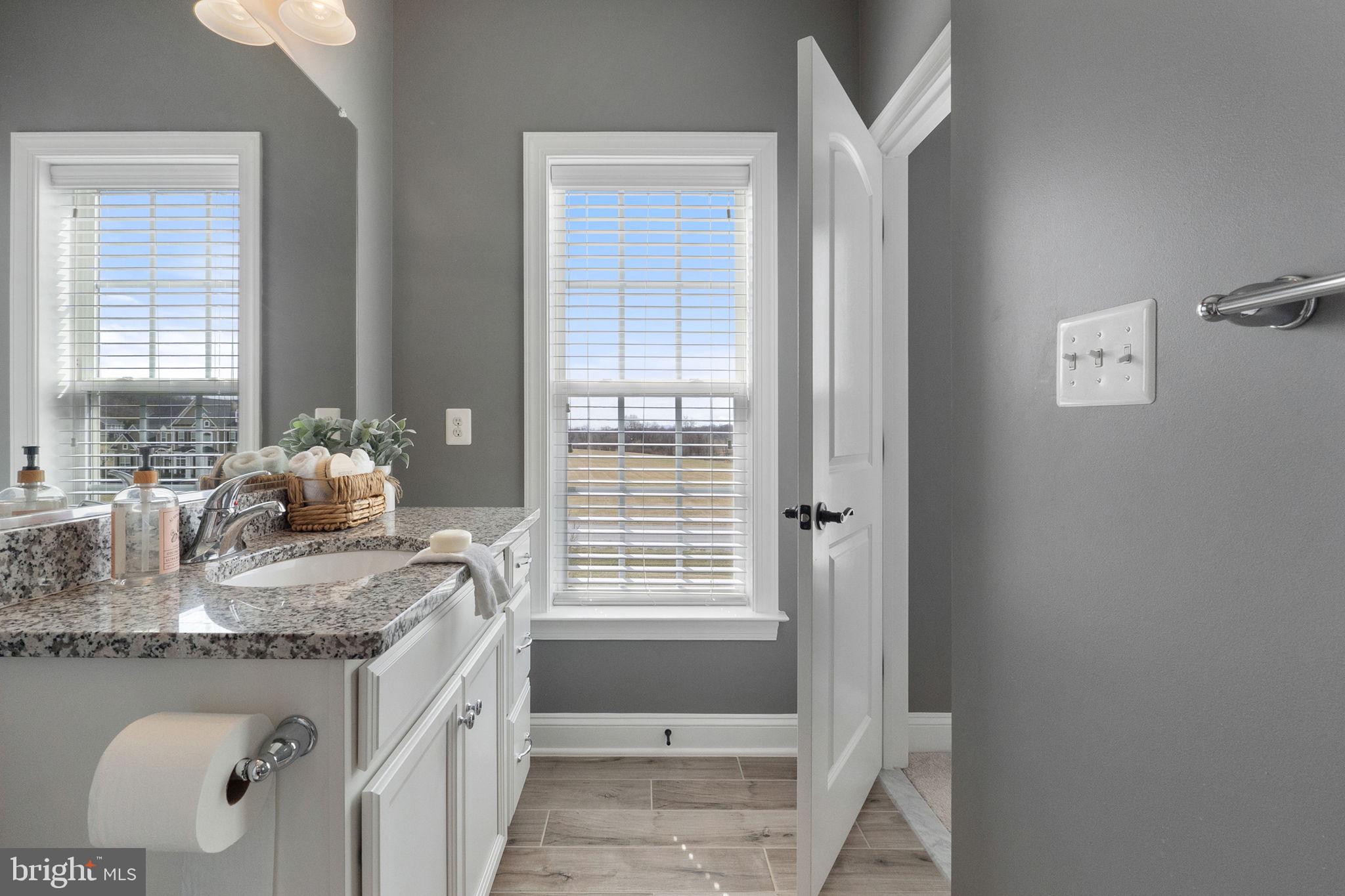 BLACK OAK RIDGE - Residential