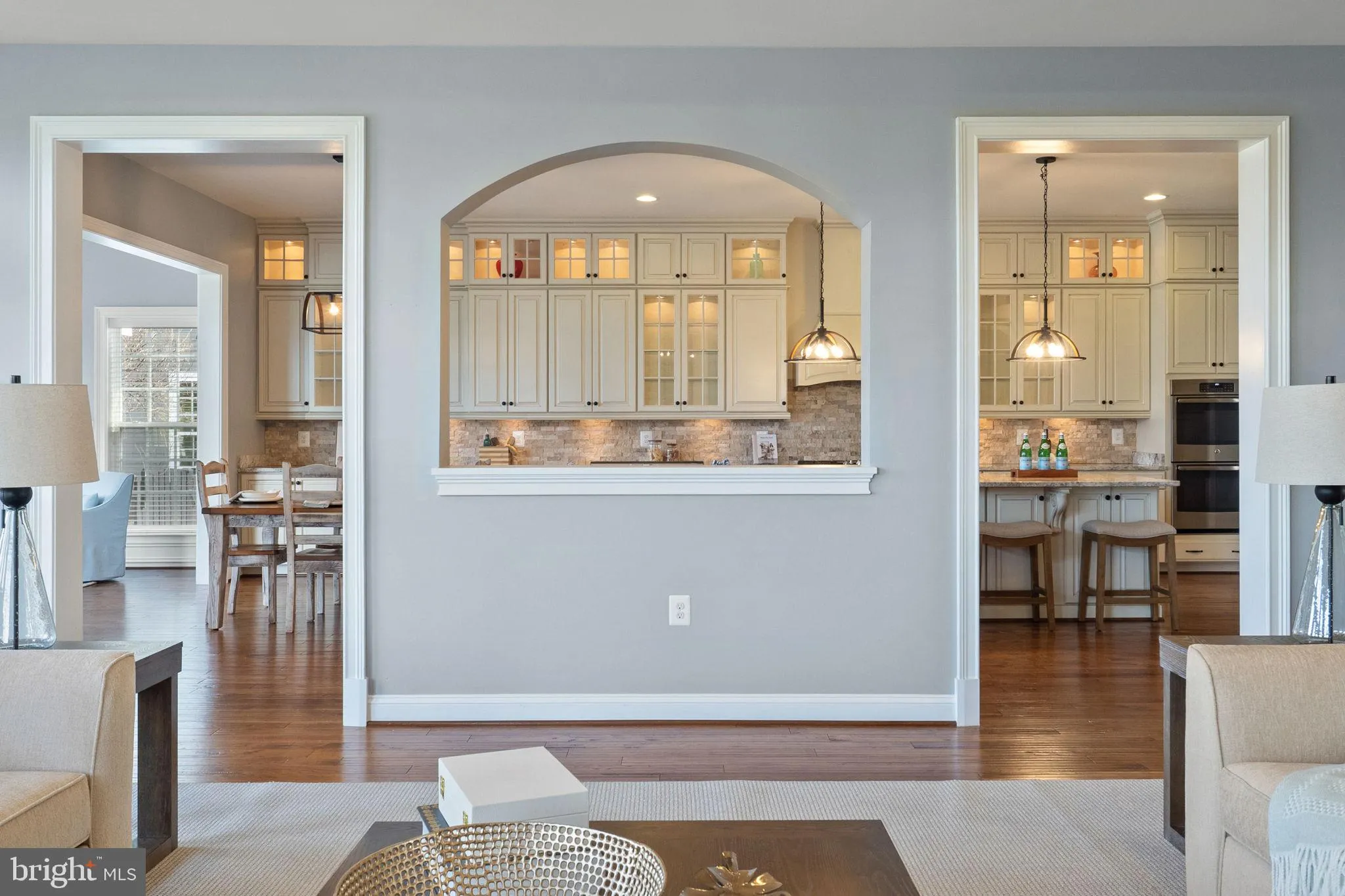 Purcellville, Virginia 20132, United States, 5 Bedrooms Bedrooms, ,6 BathroomsBathrooms,Residential,Active,94059