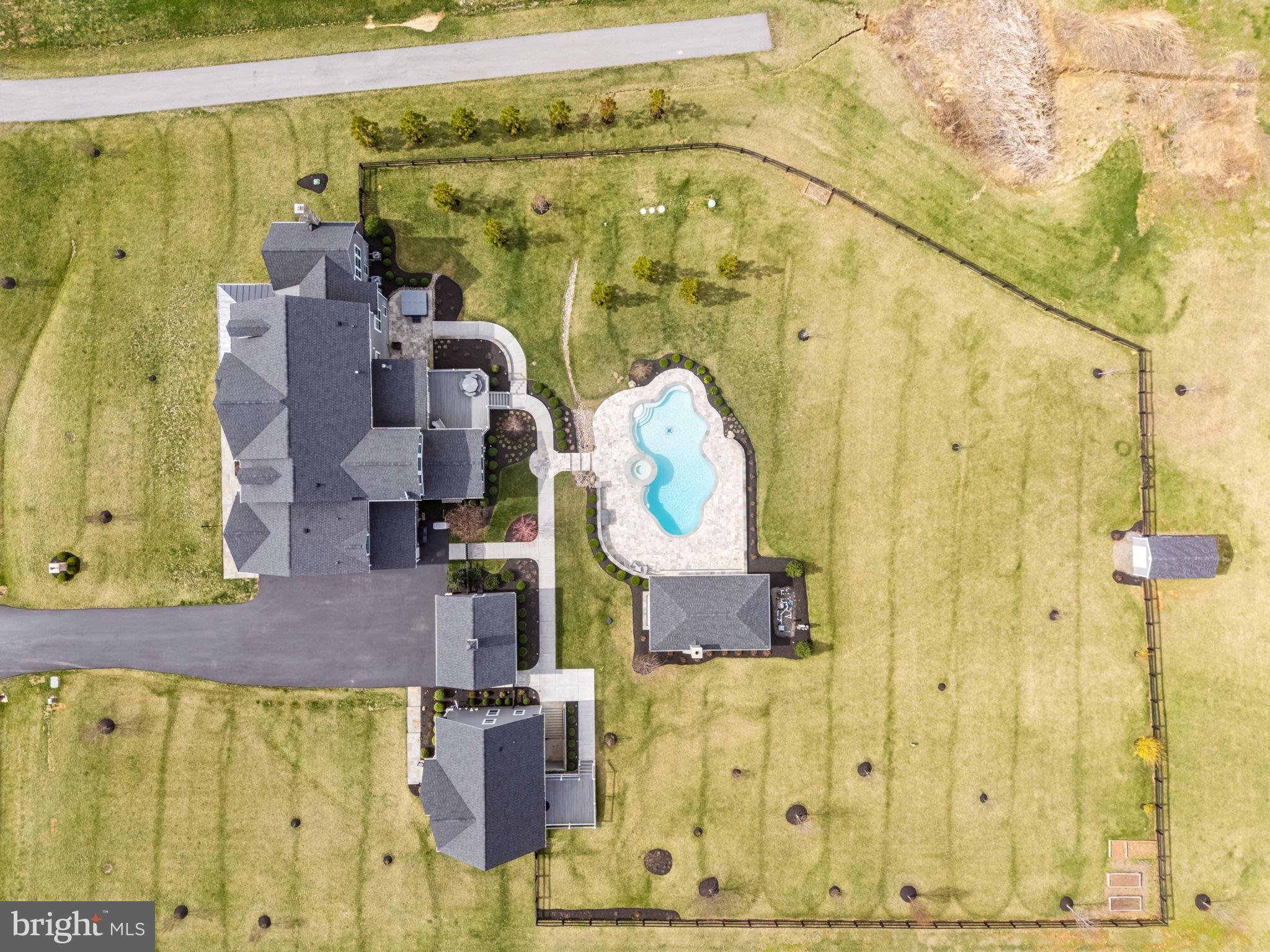 BLACK OAK RIDGE - Residential