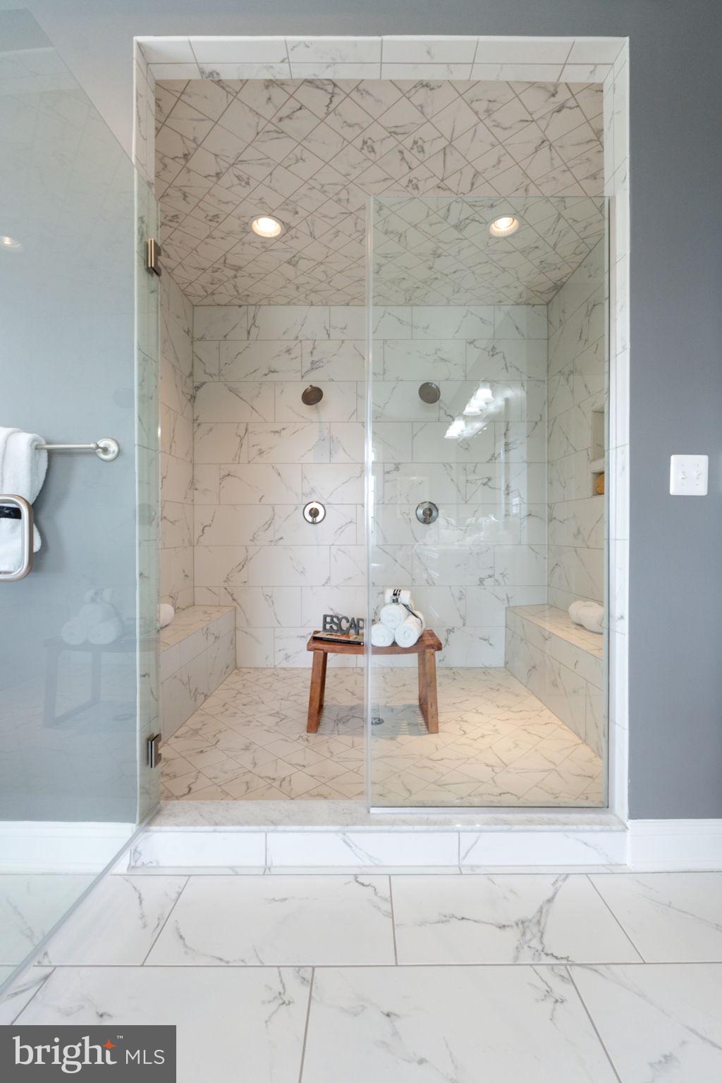 BLACK OAK RIDGE - Residential