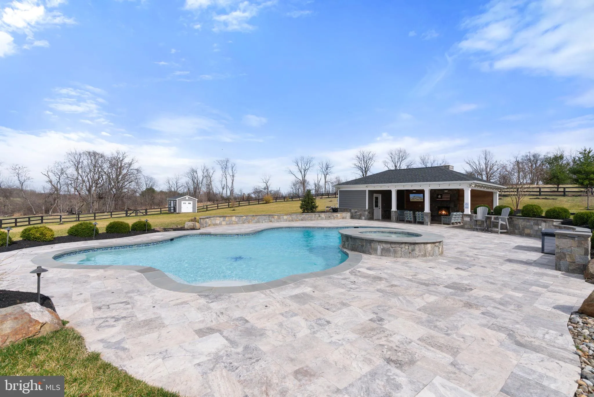 Purcellville, Virginia 20132, United States, 5 Bedrooms Bedrooms, ,6 BathroomsBathrooms,Residential,Active,94059