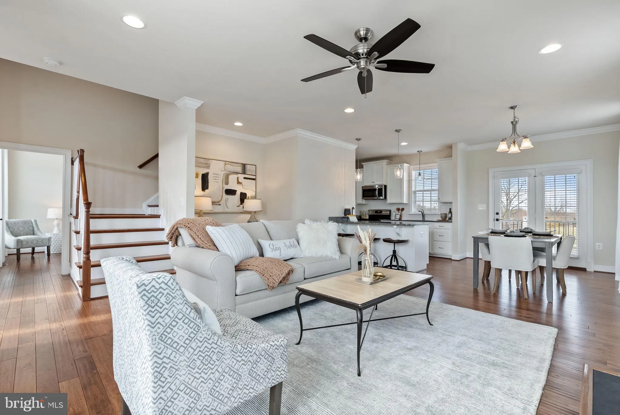 Purcellville, Virginia 20132, United States, 5 Bedrooms Bedrooms, ,6 BathroomsBathrooms,Residential,Active,94059