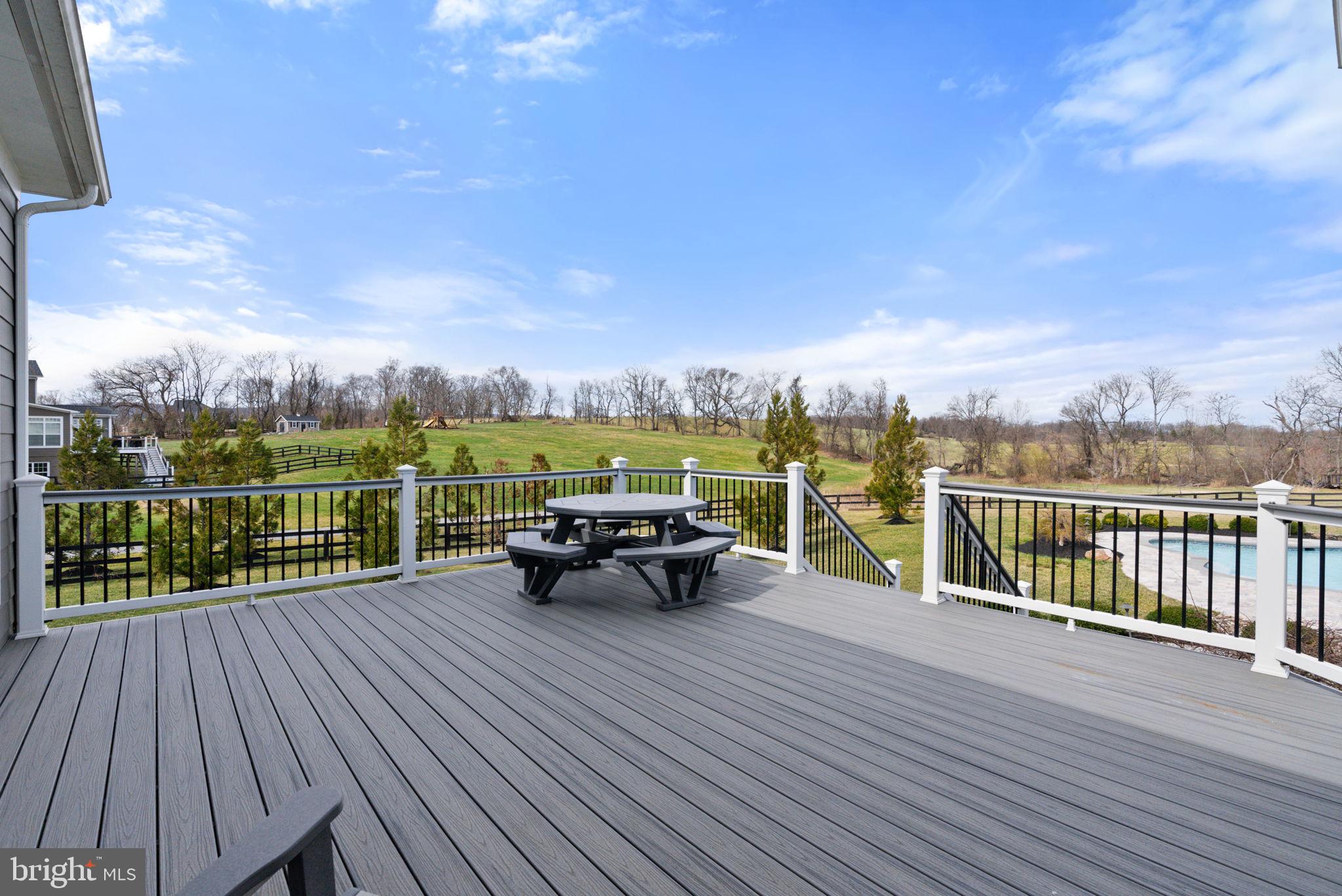 BLACK OAK RIDGE - Residential