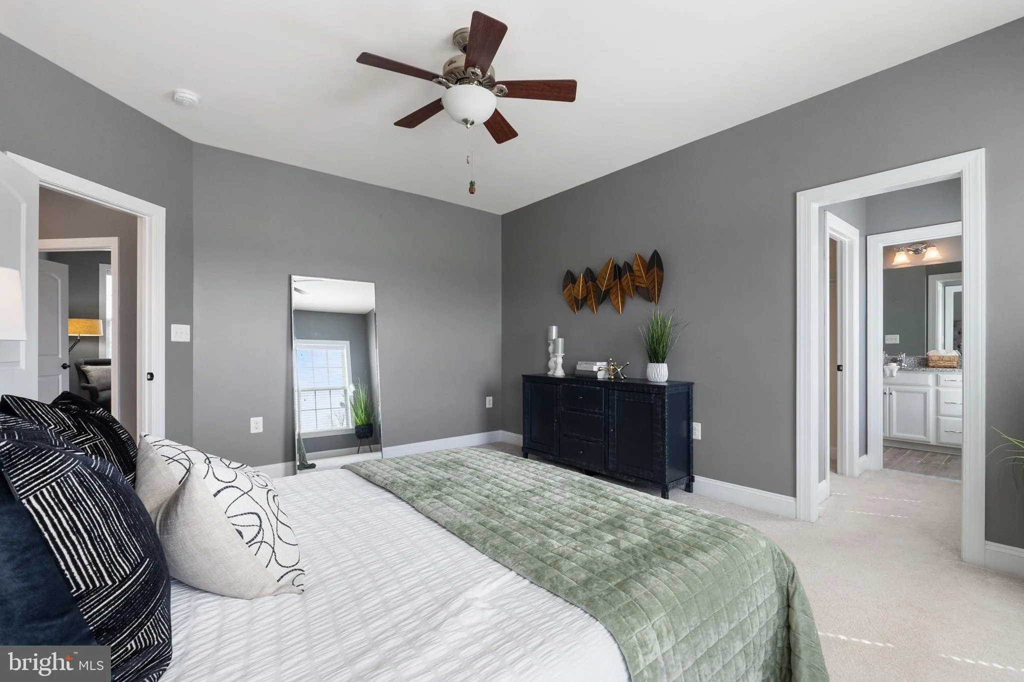 Purcellville, Virginia 20132, United States, 5 Bedrooms Bedrooms, ,6 BathroomsBathrooms,Residential,Active,94059