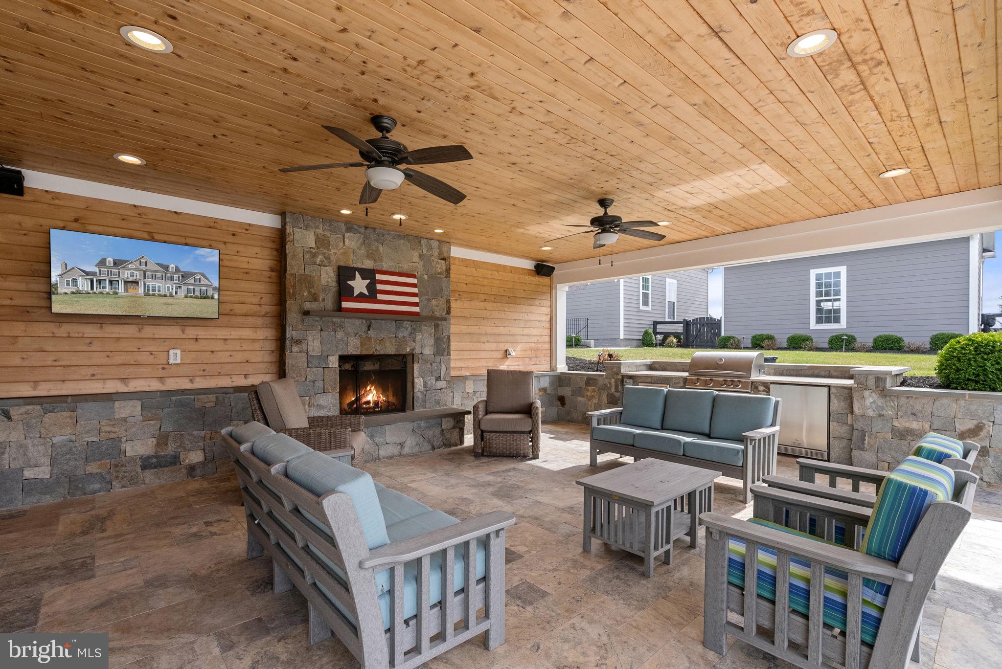 BLACK OAK RIDGE - Residential