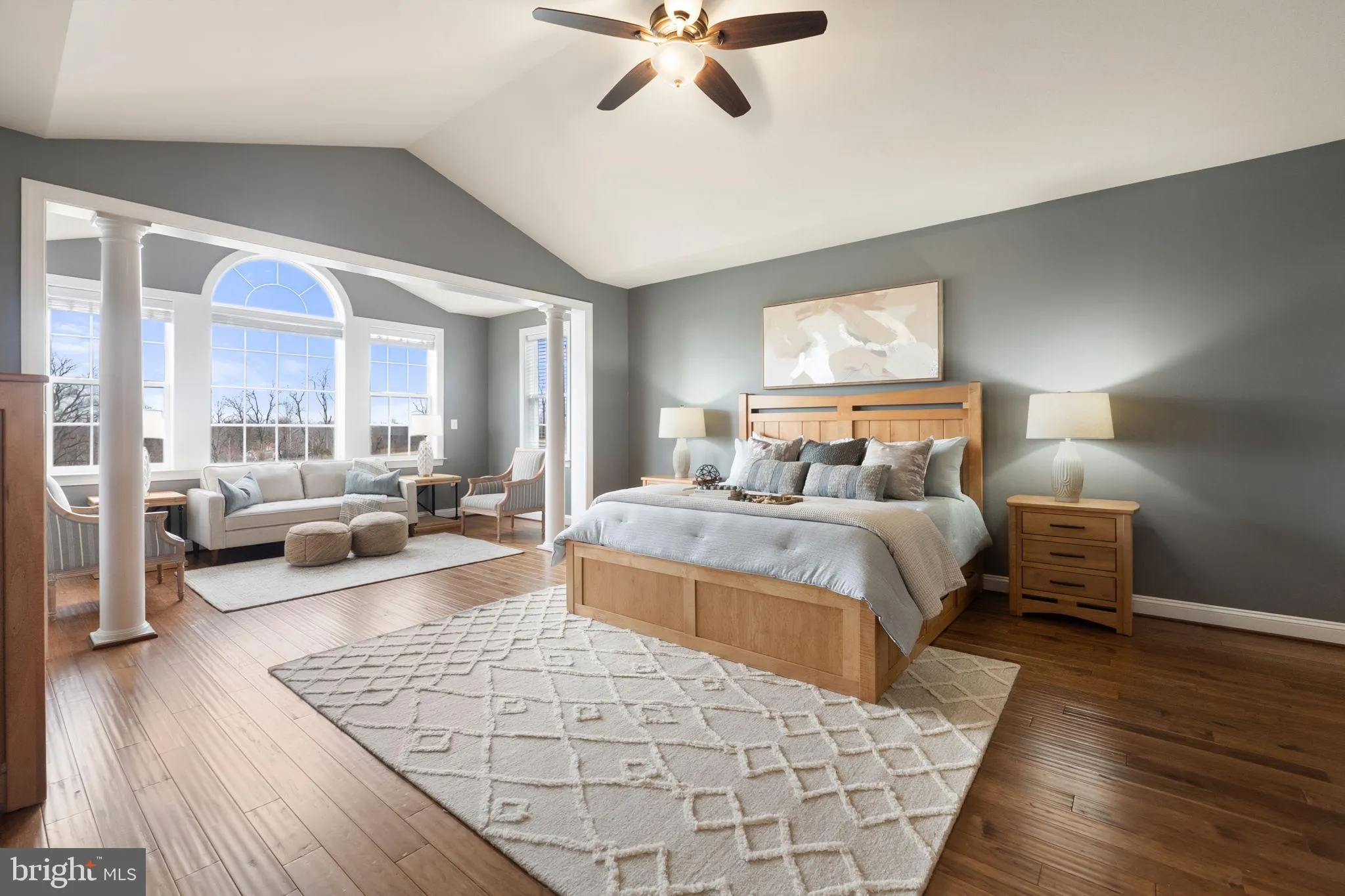 Purcellville, Virginia 20132, United States, 5 Bedrooms Bedrooms, ,6 BathroomsBathrooms,Residential,Active,94059