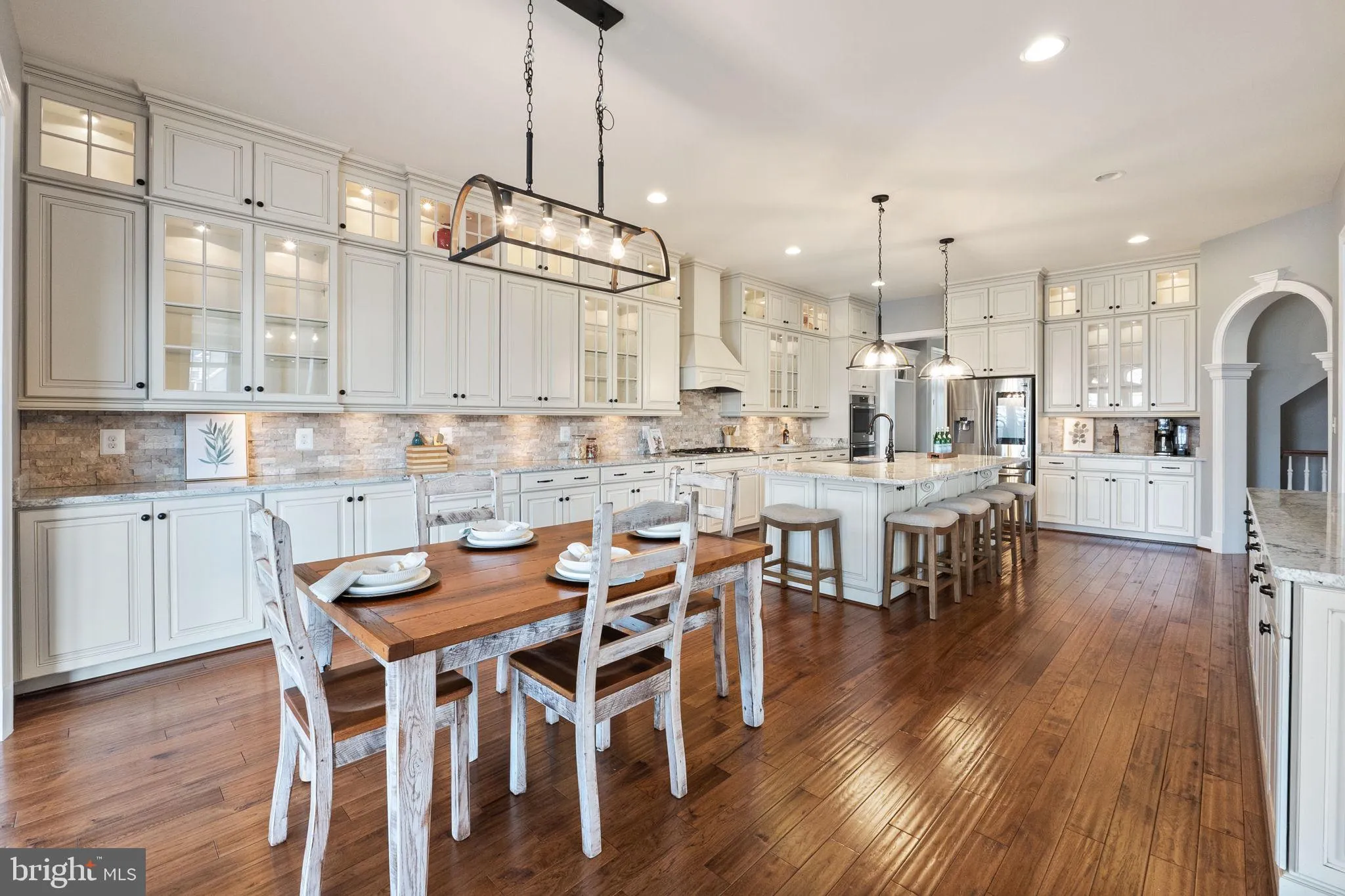 Purcellville, Virginia 20132, United States, 5 Bedrooms Bedrooms, ,6 BathroomsBathrooms,Residential,Active,94059