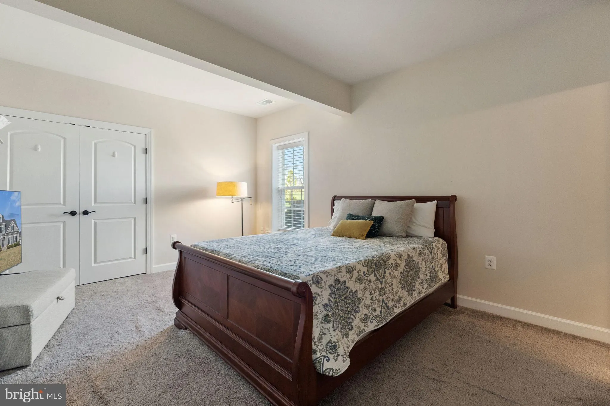 Purcellville, Virginia 20132, United States, 5 Bedrooms Bedrooms, ,6 BathroomsBathrooms,Residential,Active,94059