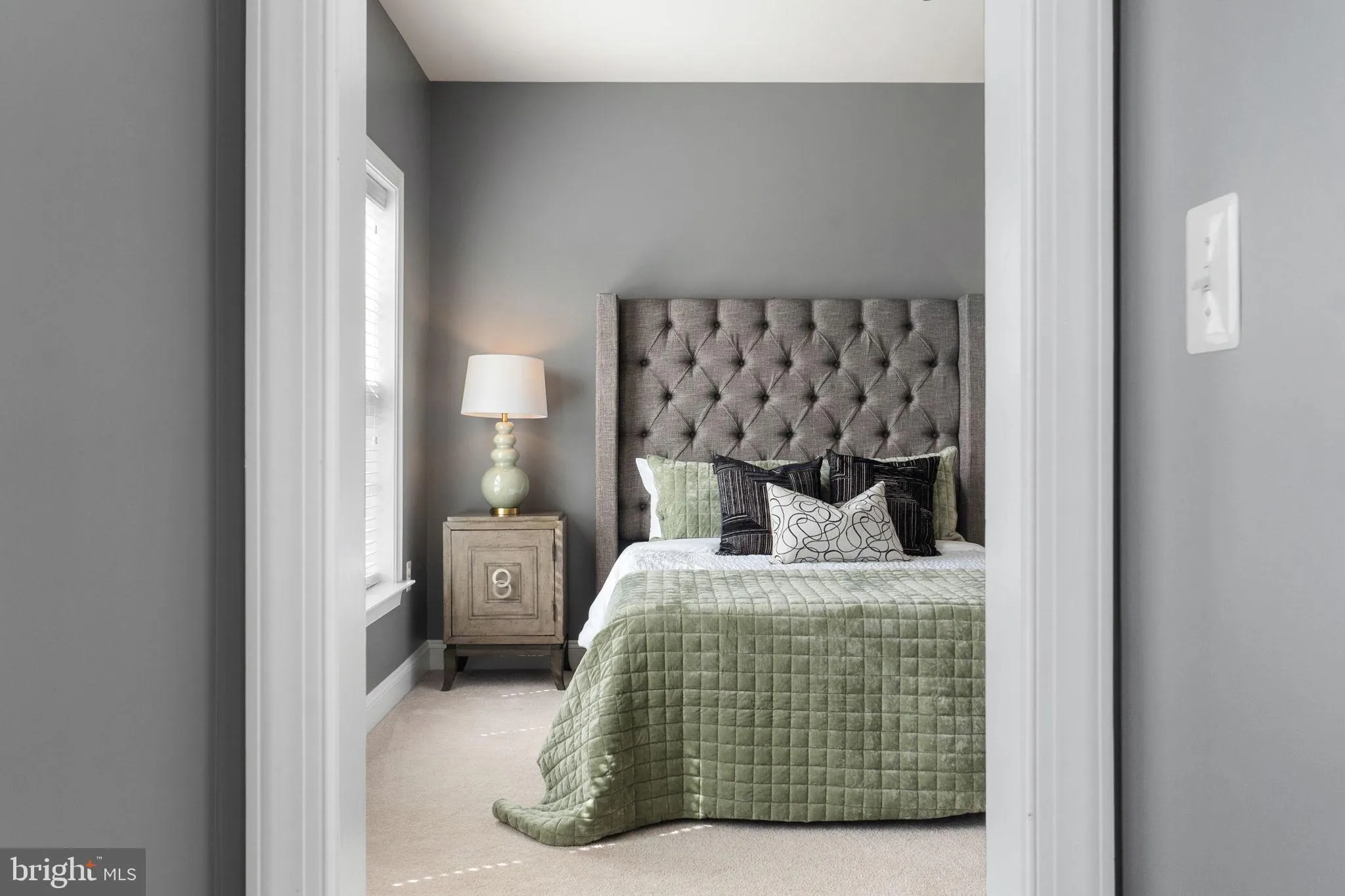 Purcellville, Virginia 20132, United States, 5 Bedrooms Bedrooms, ,6 BathroomsBathrooms,Residential,Active,94059