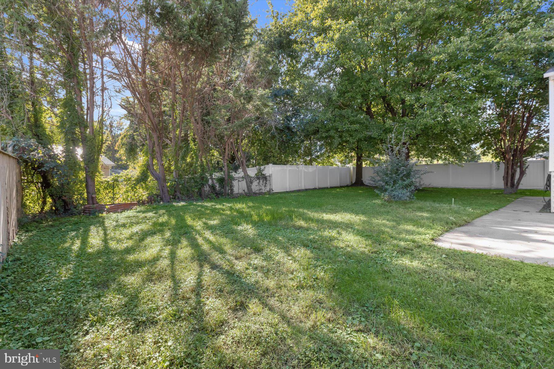 602 LACEWOOD DRIVE
