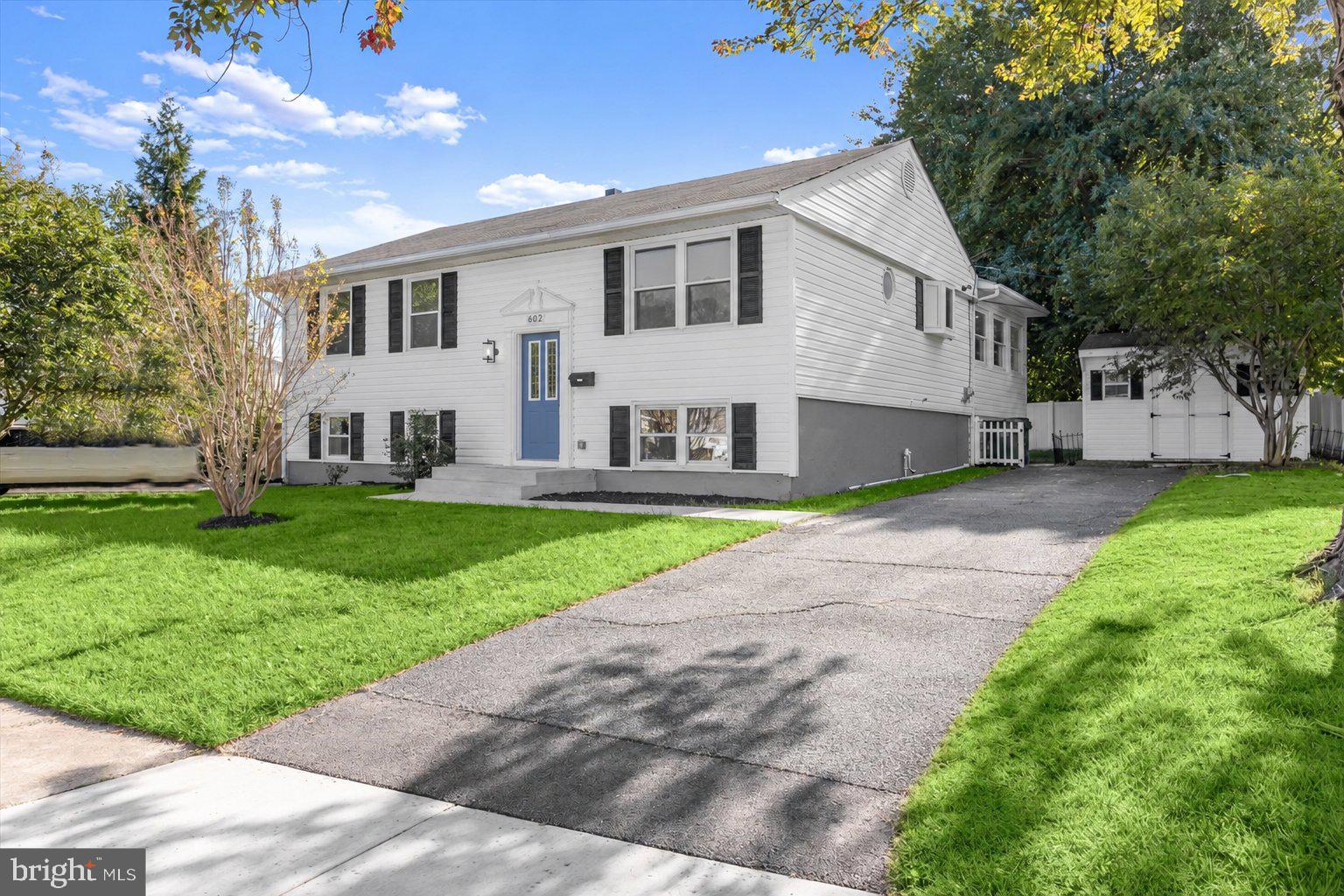 602 LACEWOOD DRIVE