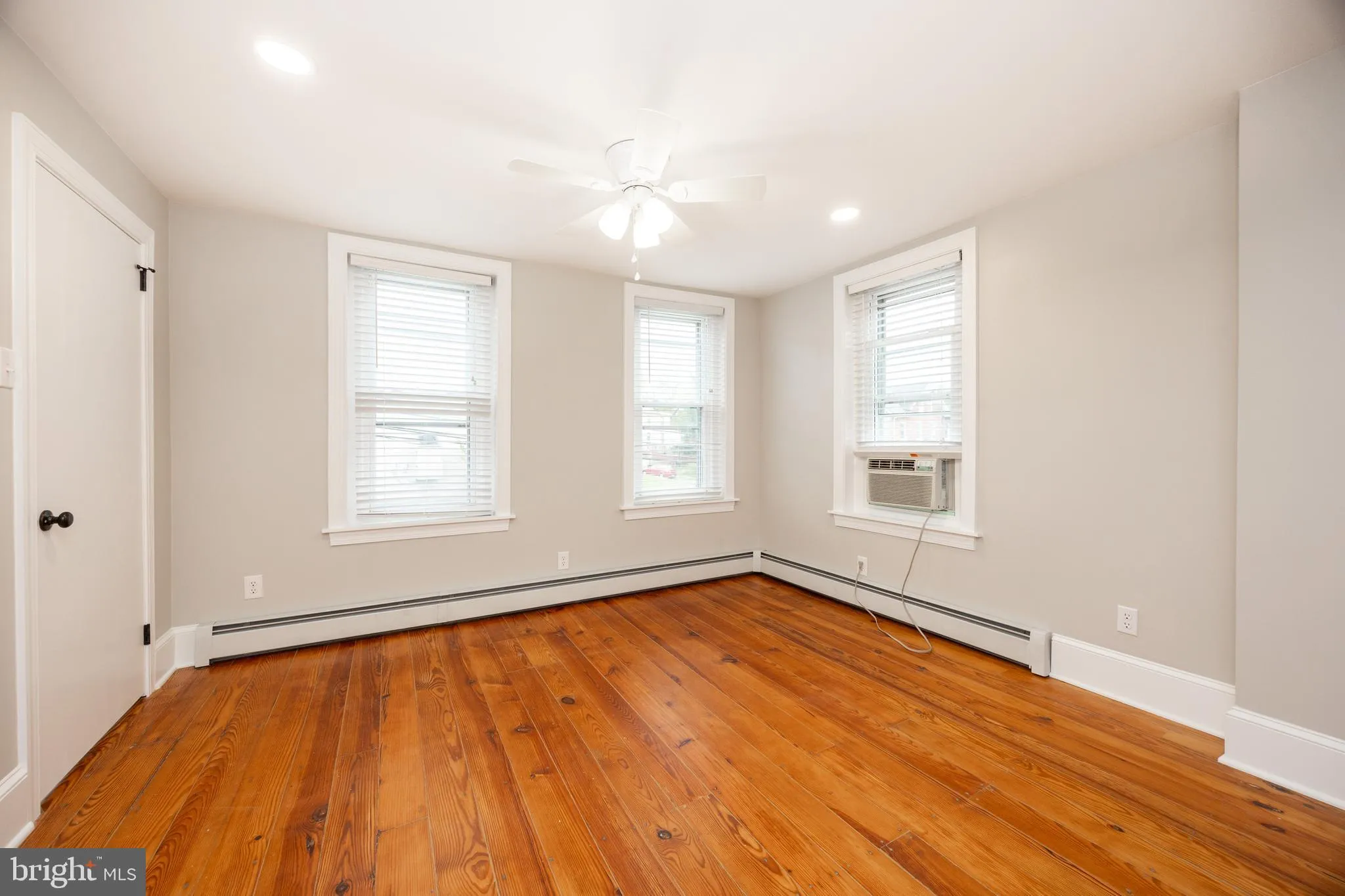 Royersford, Pennsylvania 19468, United States, 3 Bedrooms Bedrooms, ,2 BathroomsBathrooms,Residential,Active,229855