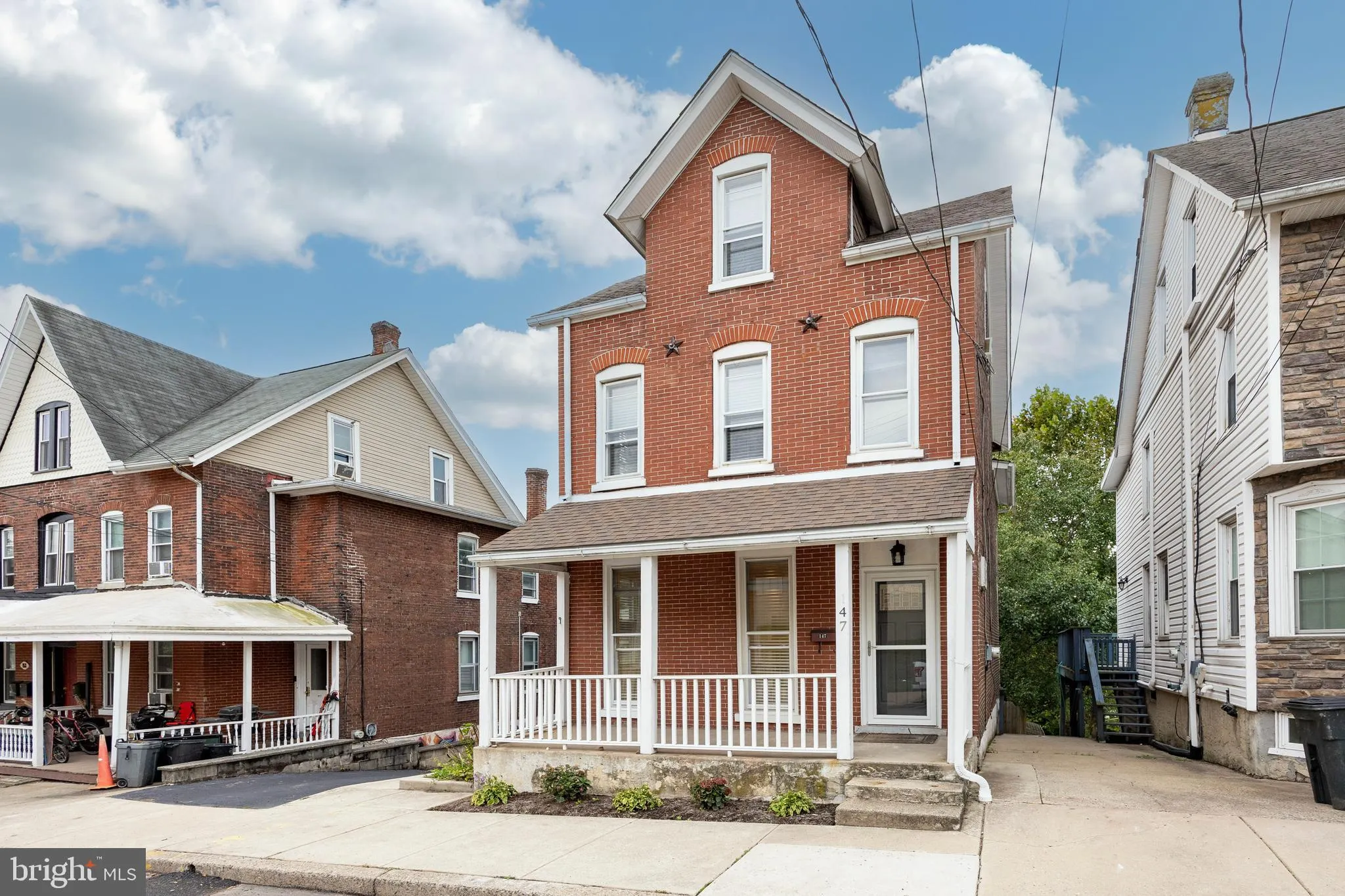 Royersford, Pennsylvania 19468, United States, 3 Bedrooms Bedrooms, ,2 BathroomsBathrooms,Residential,Active,229855