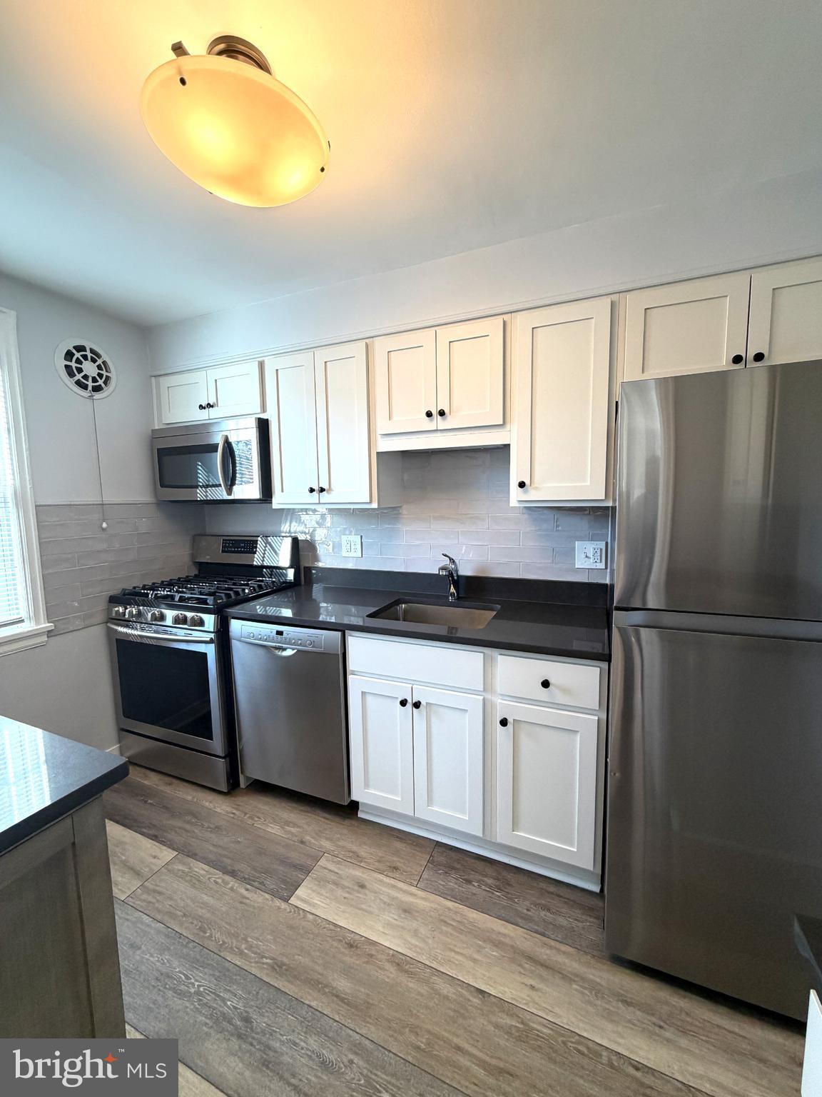 6611 E WAKEFIELD DRIVE B1