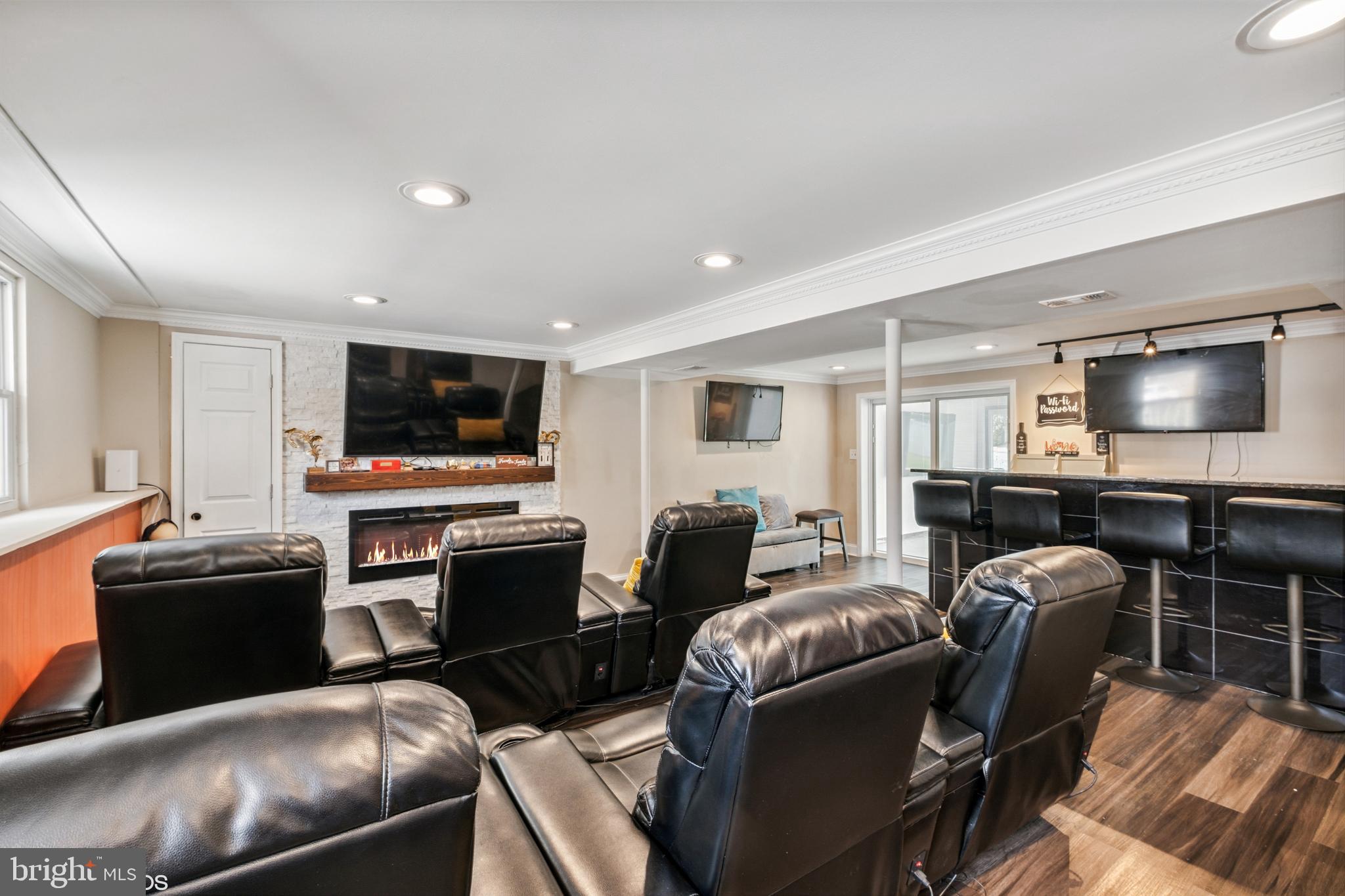 WINDSOR - Residential