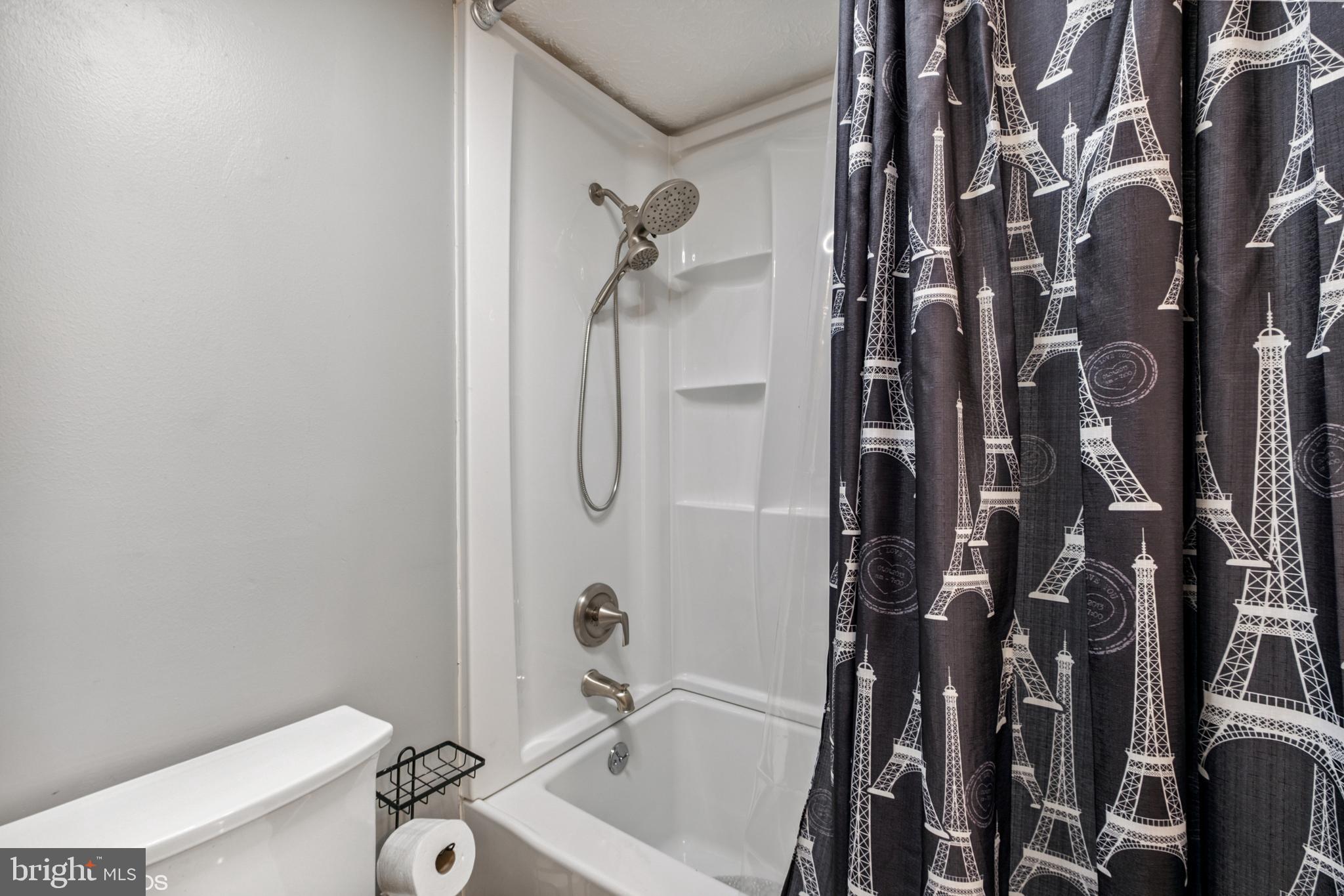 WINDSOR - Residential