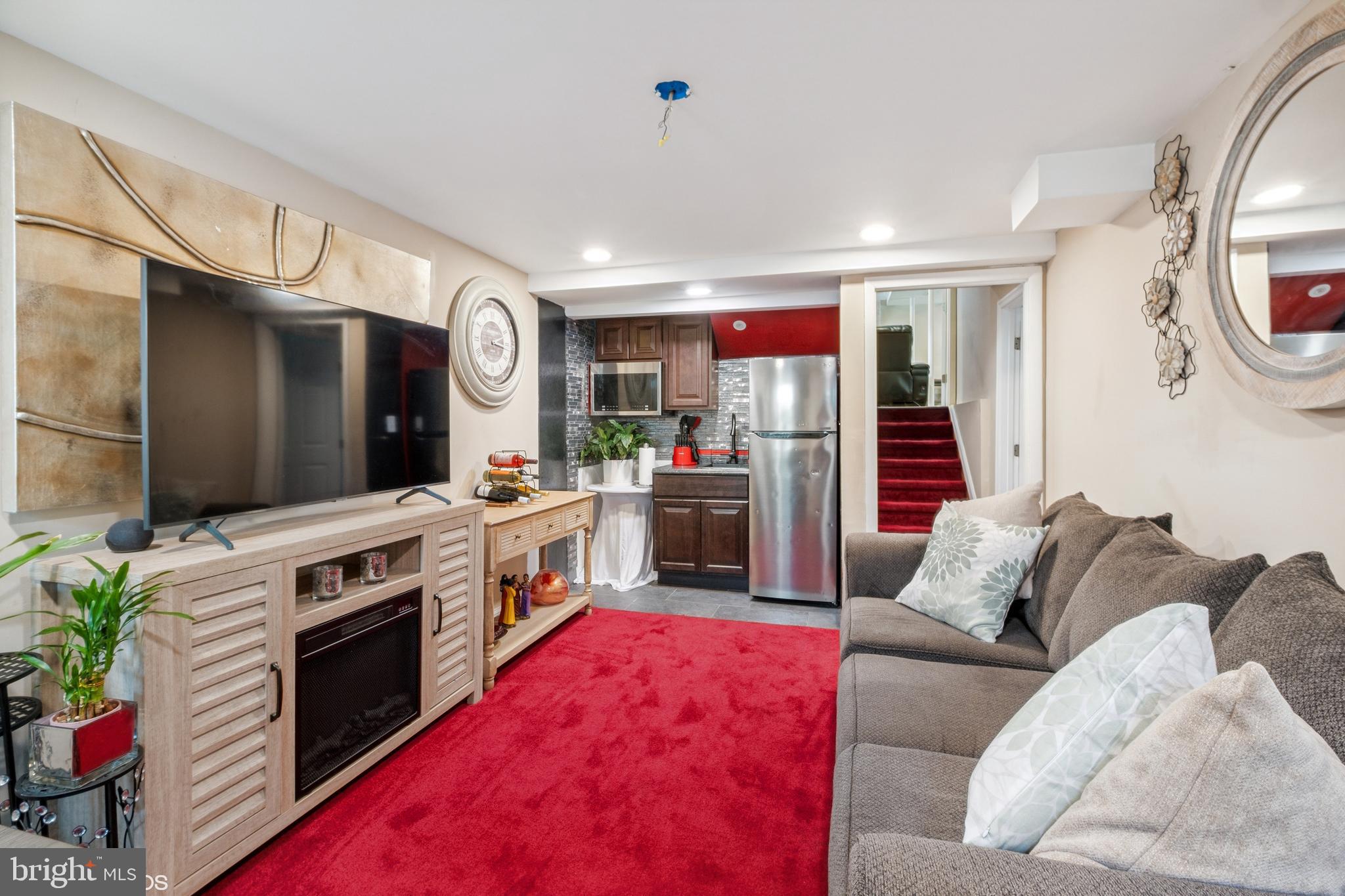 WINDSOR - Residential