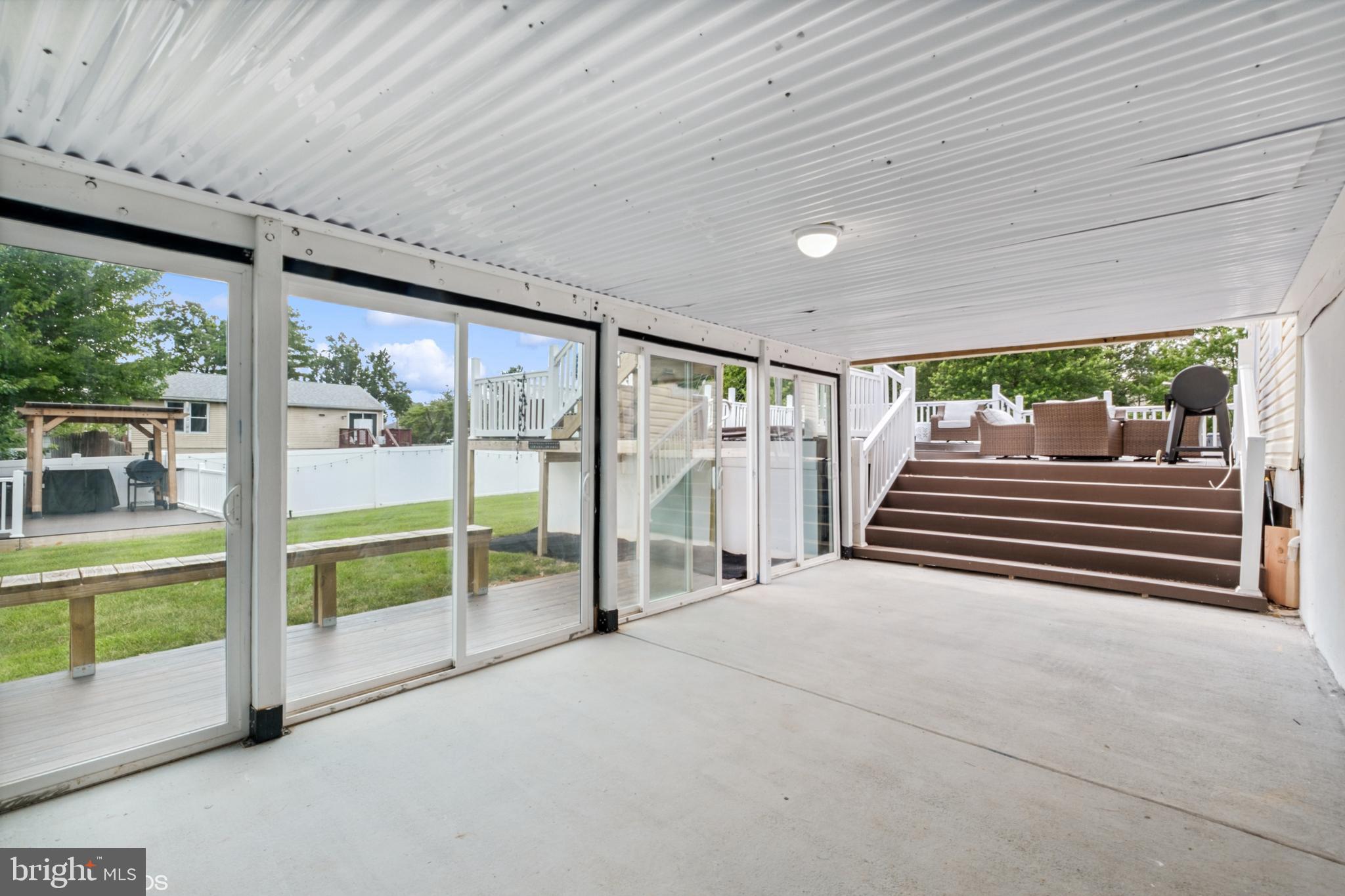 WINDSOR - Residential