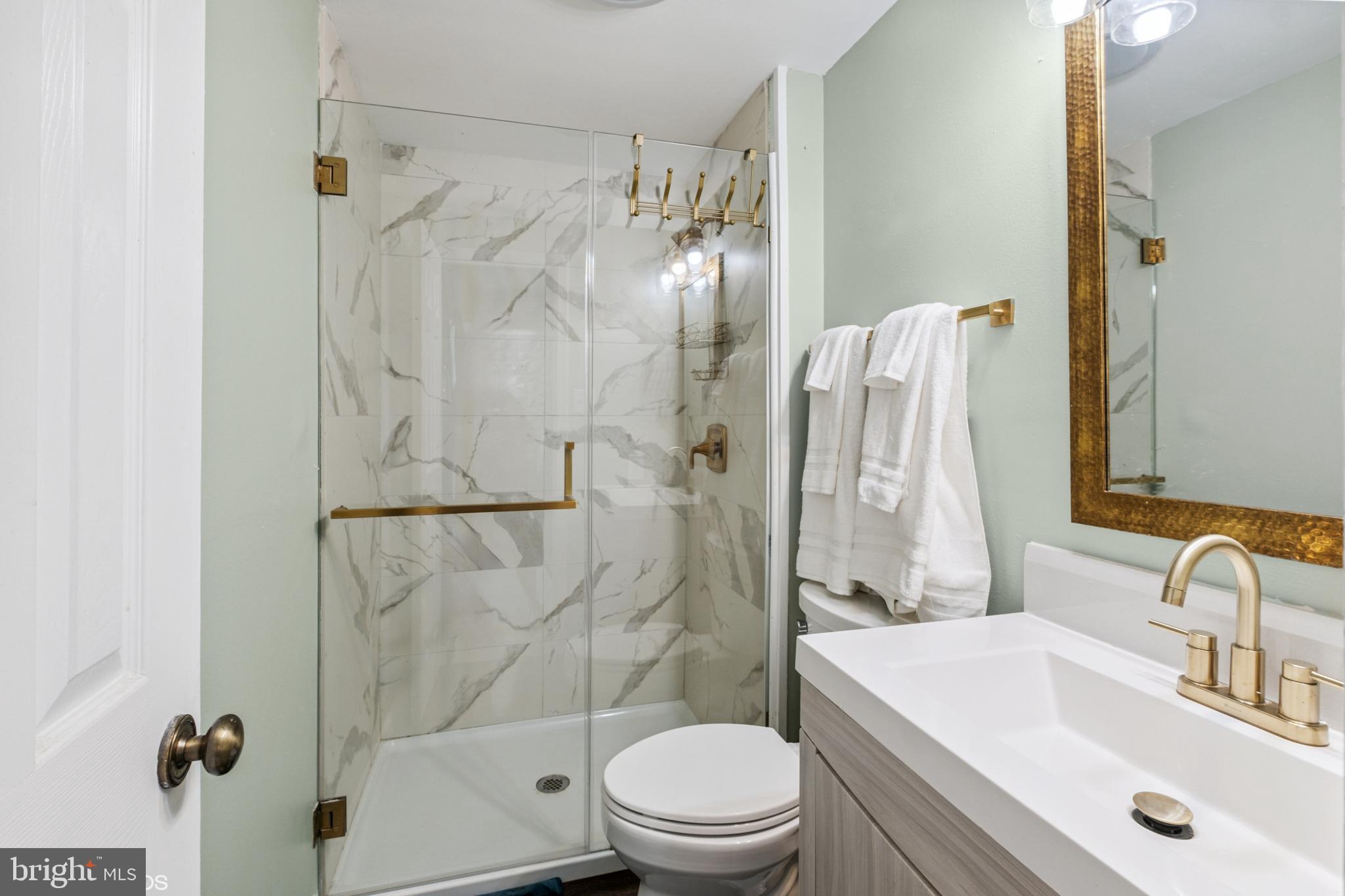 WINDSOR - Residential