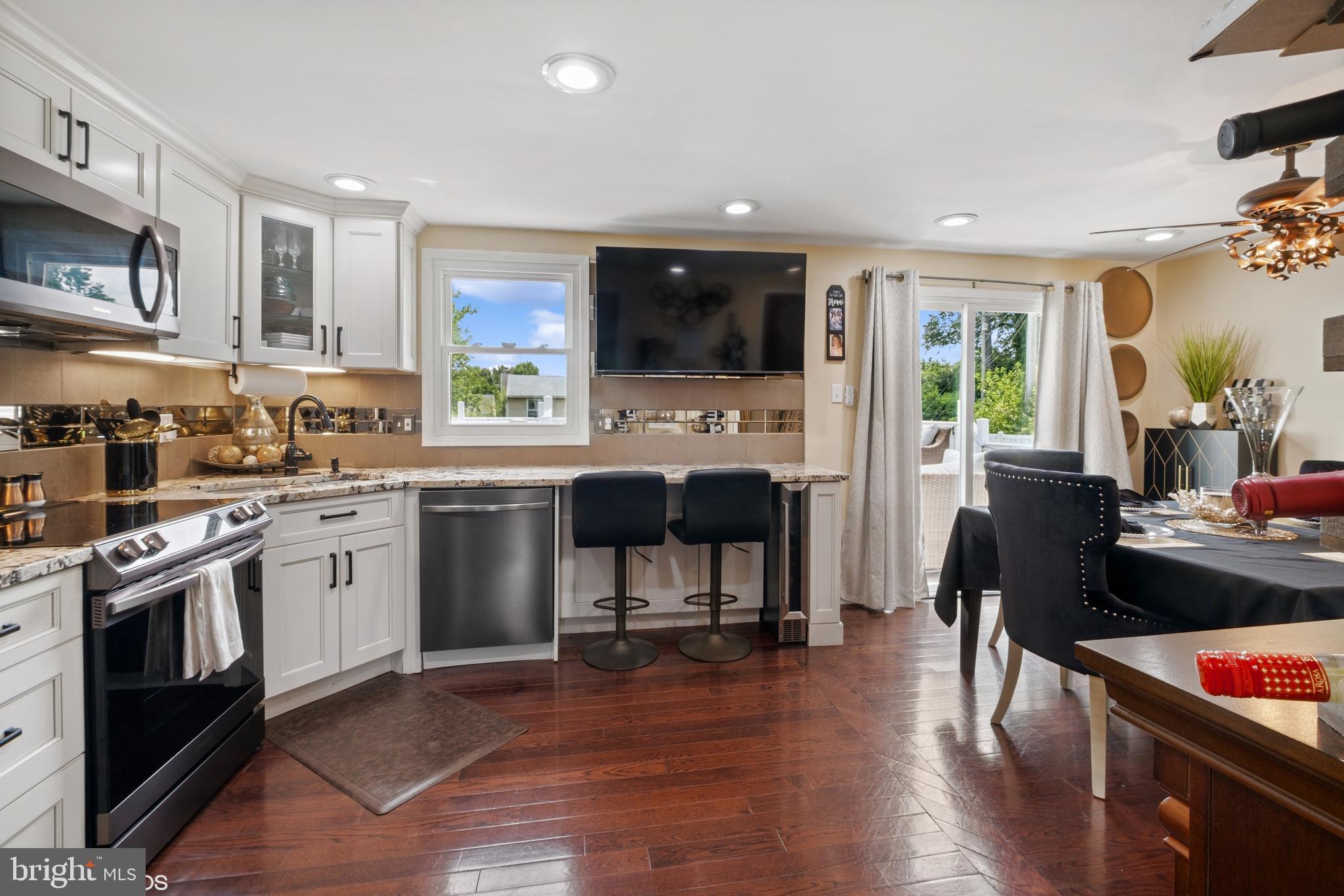 WINDSOR - Residential