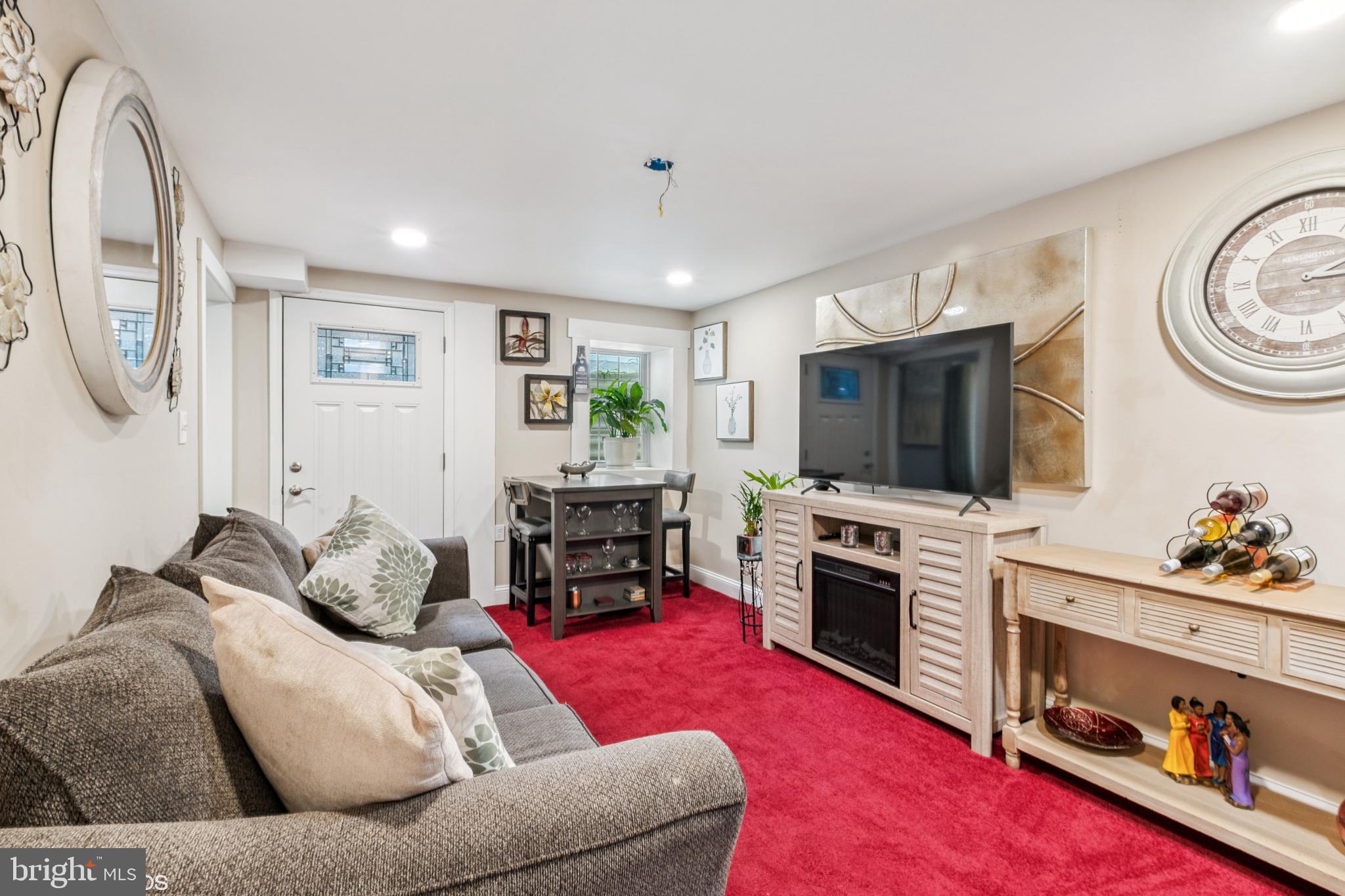 WINDSOR - Residential