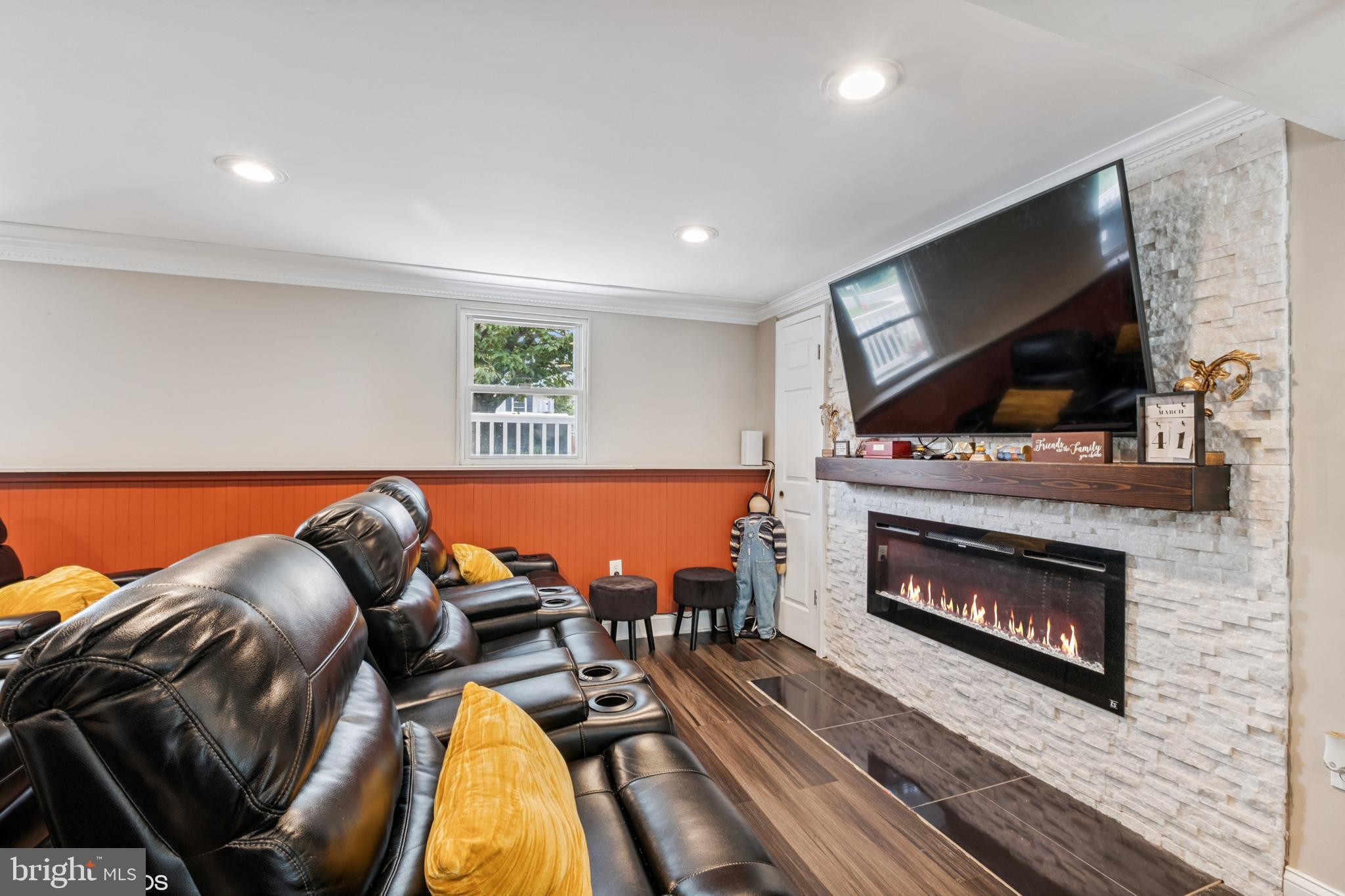 WINDSOR - Residential