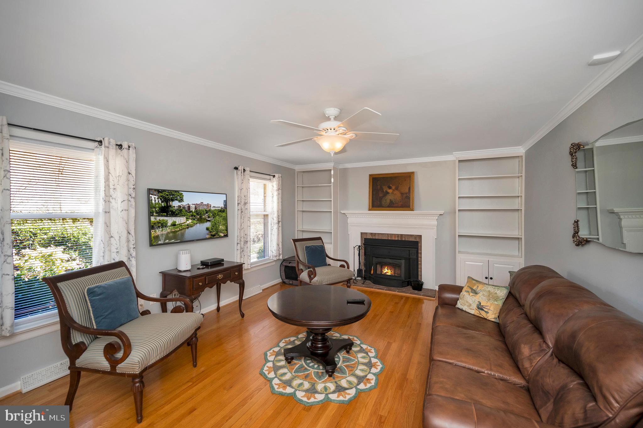 SPRING VALLEY - Residential