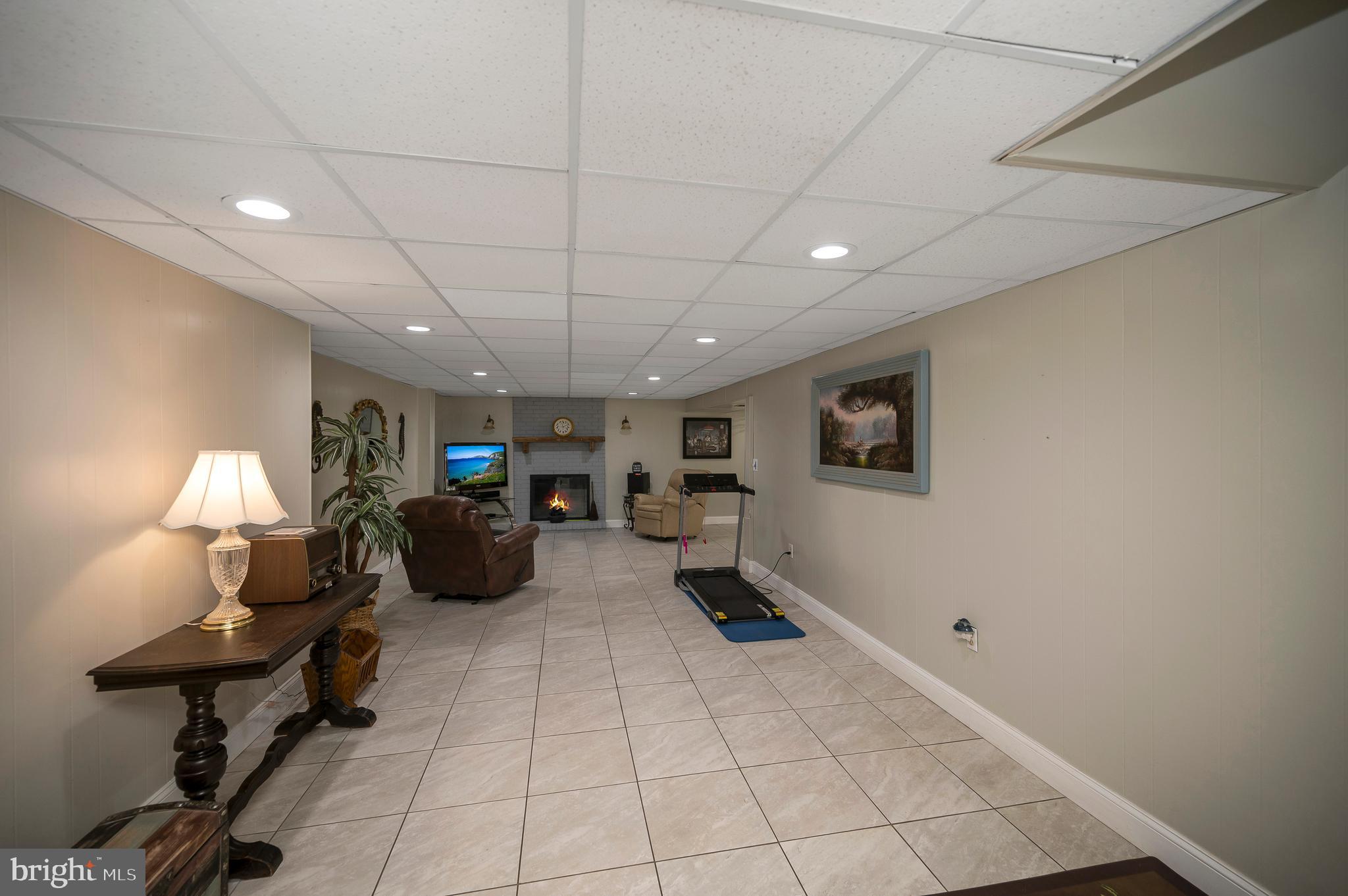 SPRING VALLEY - Residential