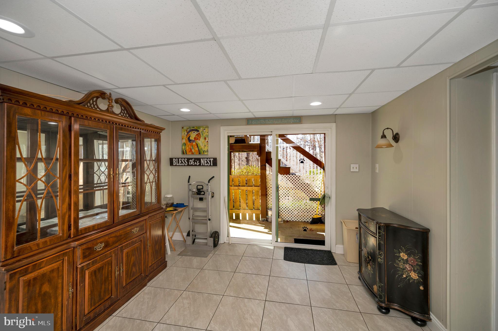 SPRING VALLEY - Residential