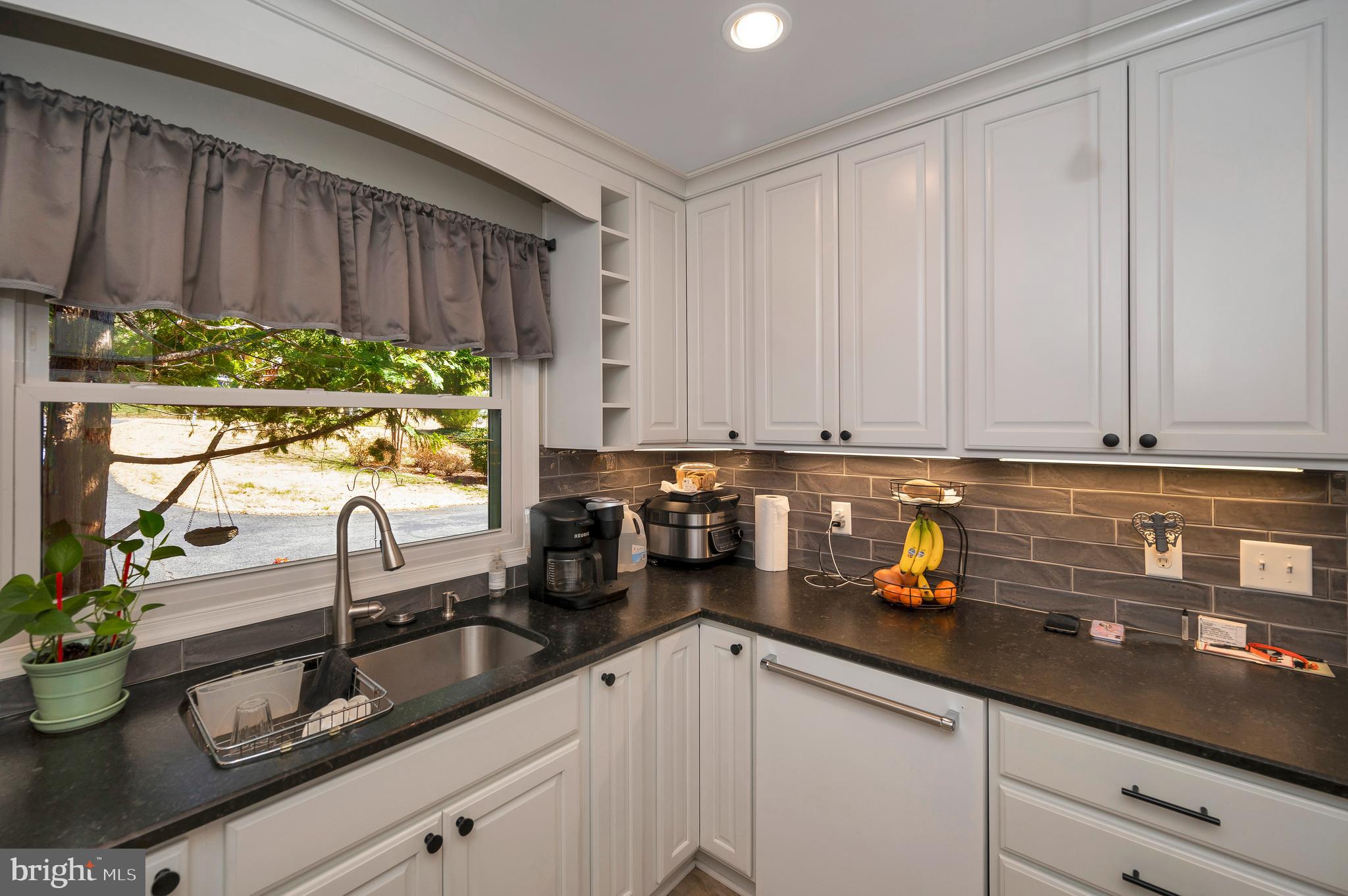 SPRING VALLEY - Residential