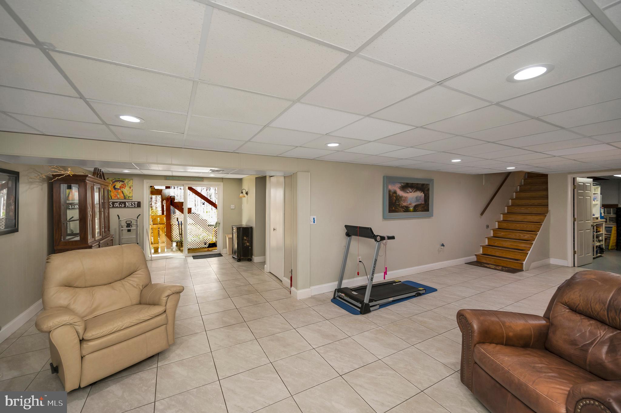 SPRING VALLEY - Residential