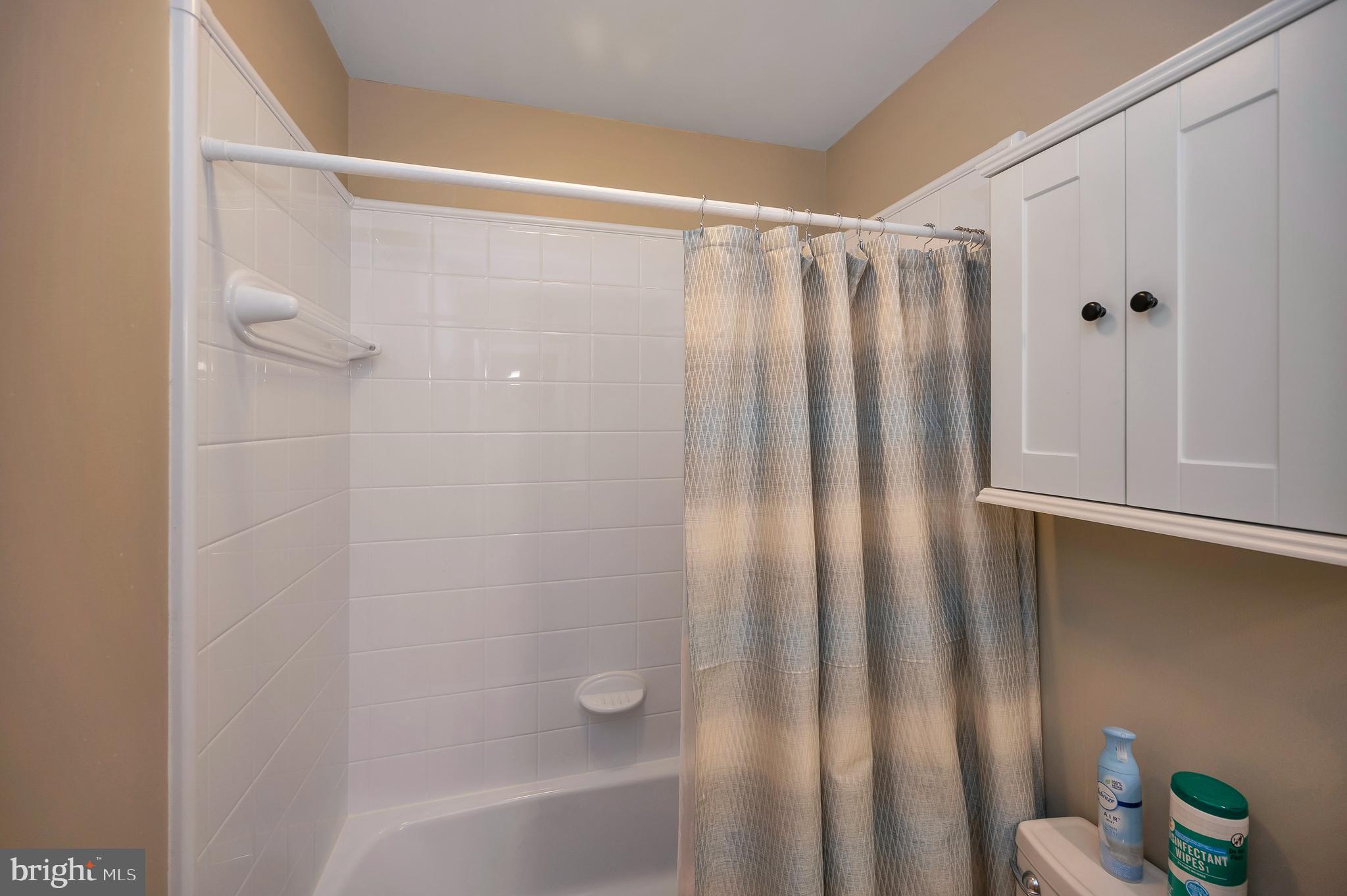 SPRING VALLEY - Residential