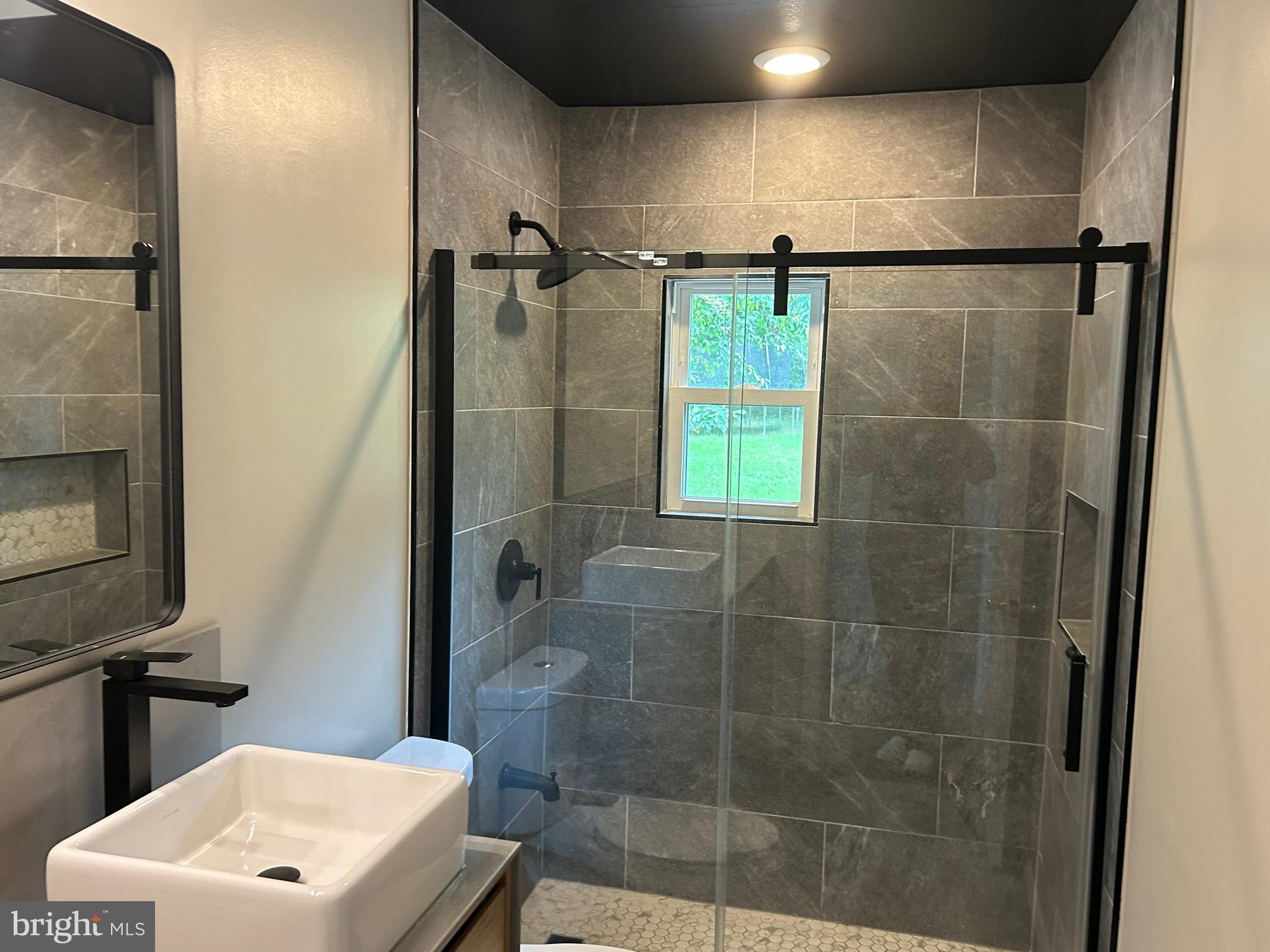 MANASSAS PARK - Residential