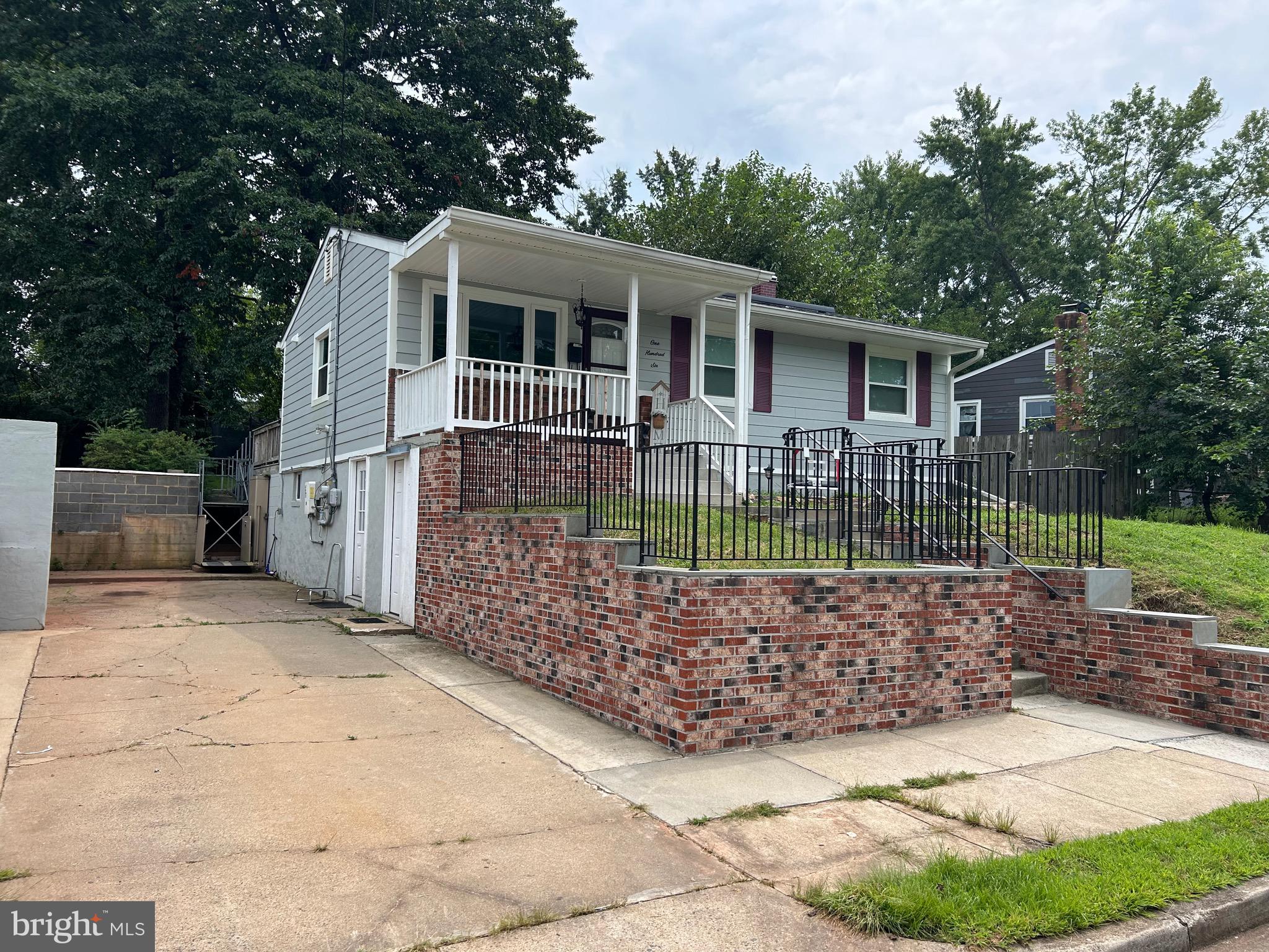 MANASSAS PARK - Residential