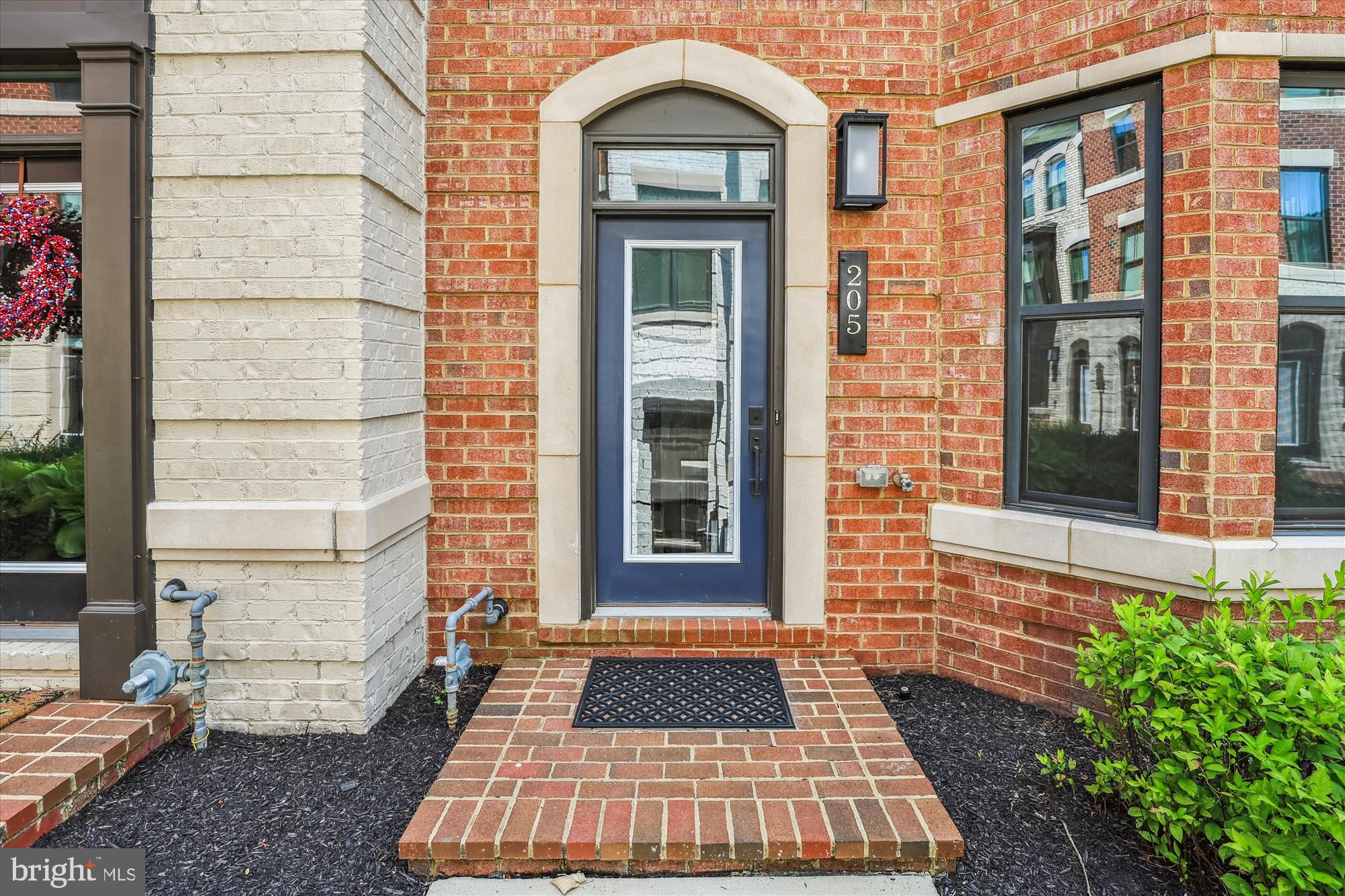 205 MARKET SQUARE NW 15