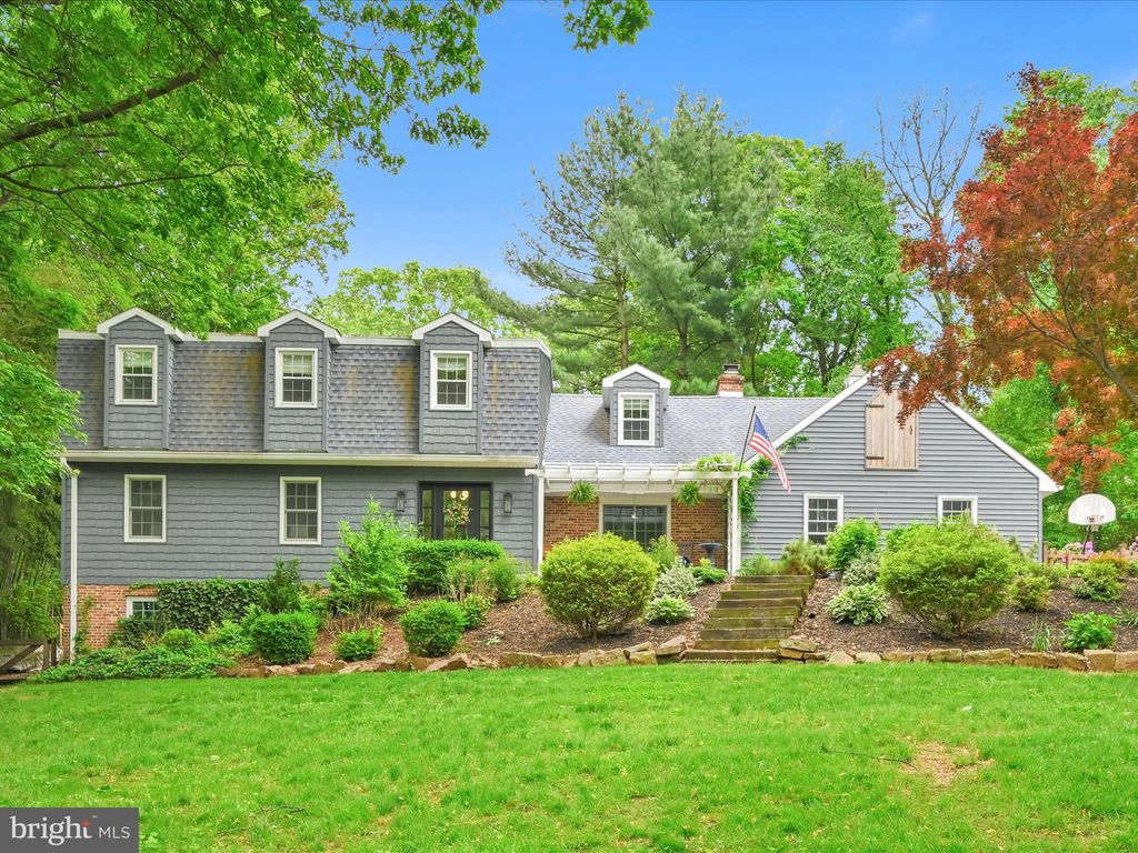 Photo of 2 Garvin Road, DENVER, PA 17517 (MLS # PALA2069814)