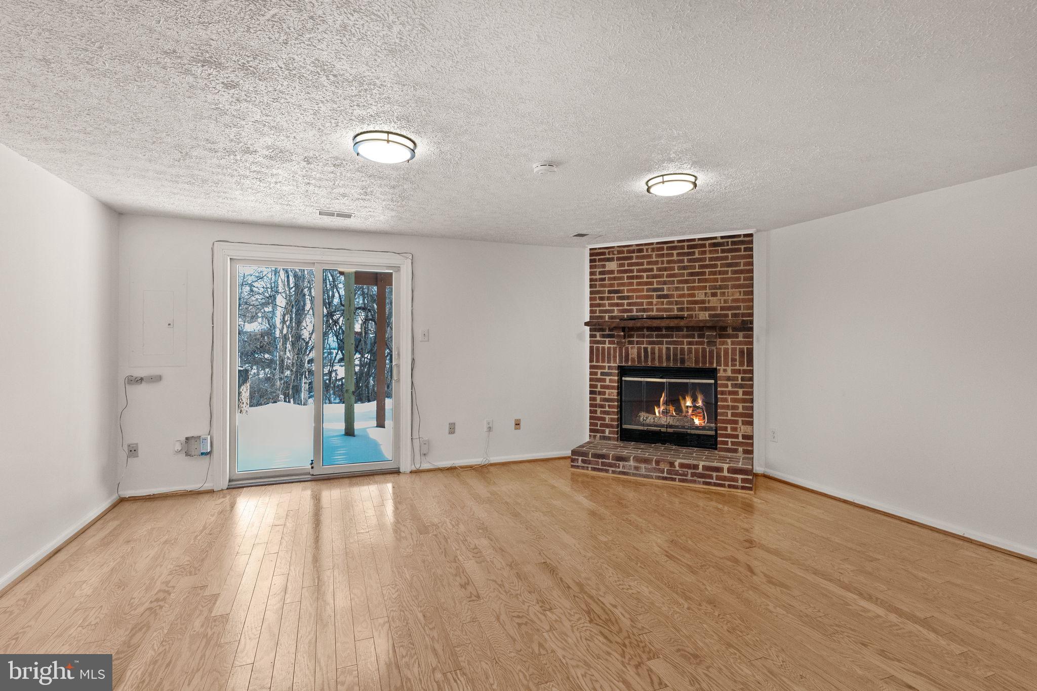 14428 BLACK HORSE COURT