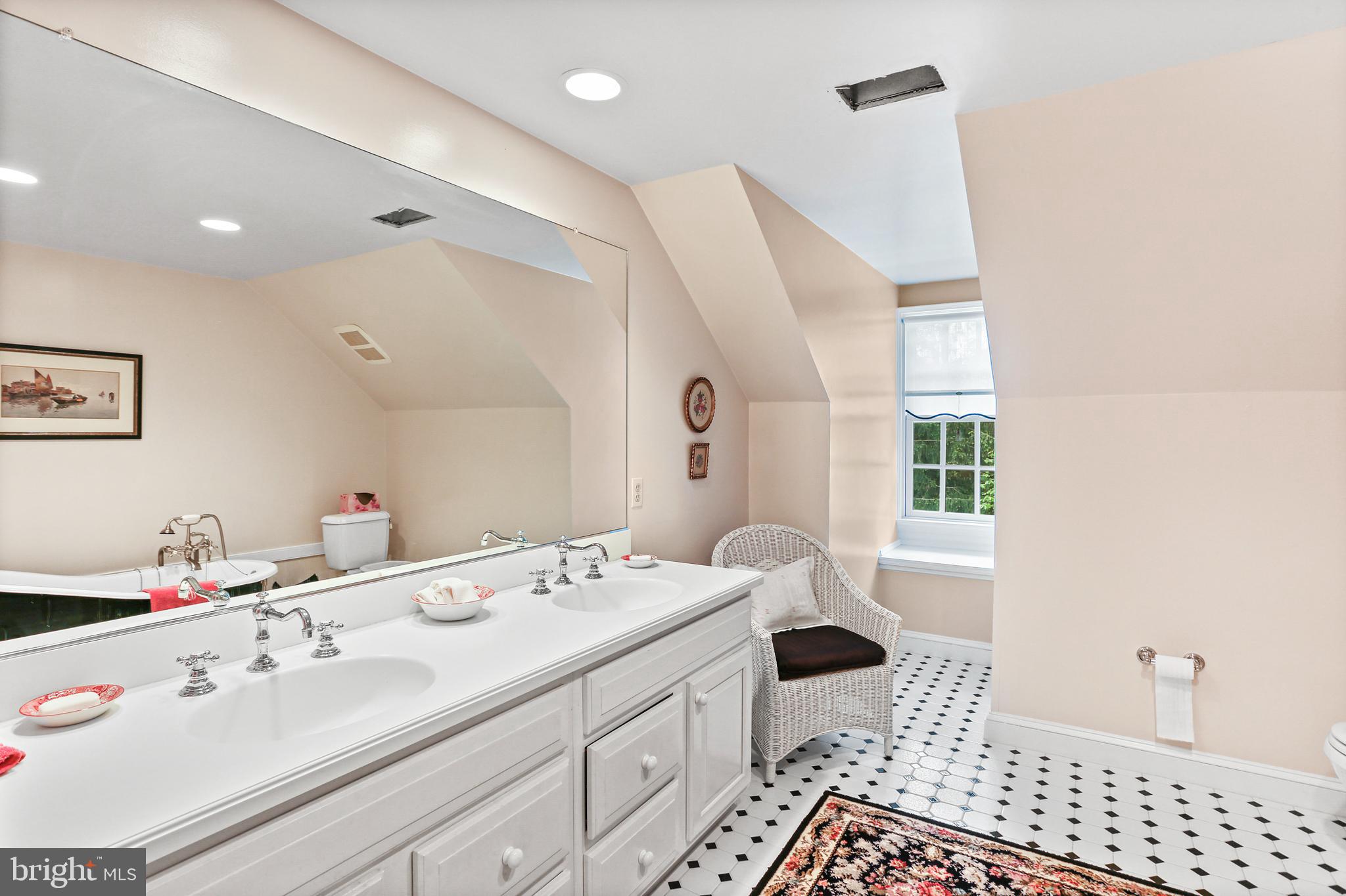 THE PINES AT DEEP RUN - Residential