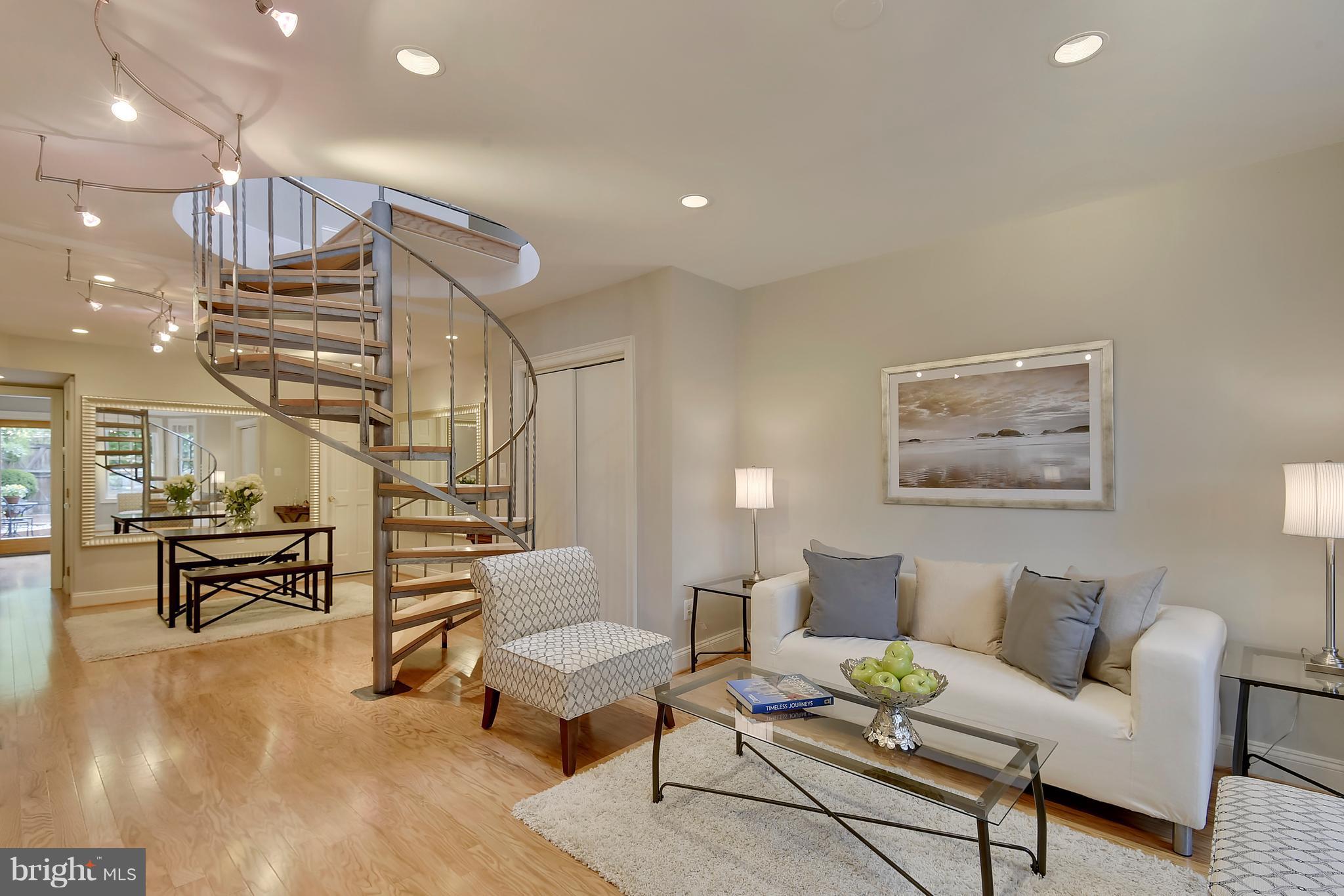 CARRIAGE WORKS - Residential