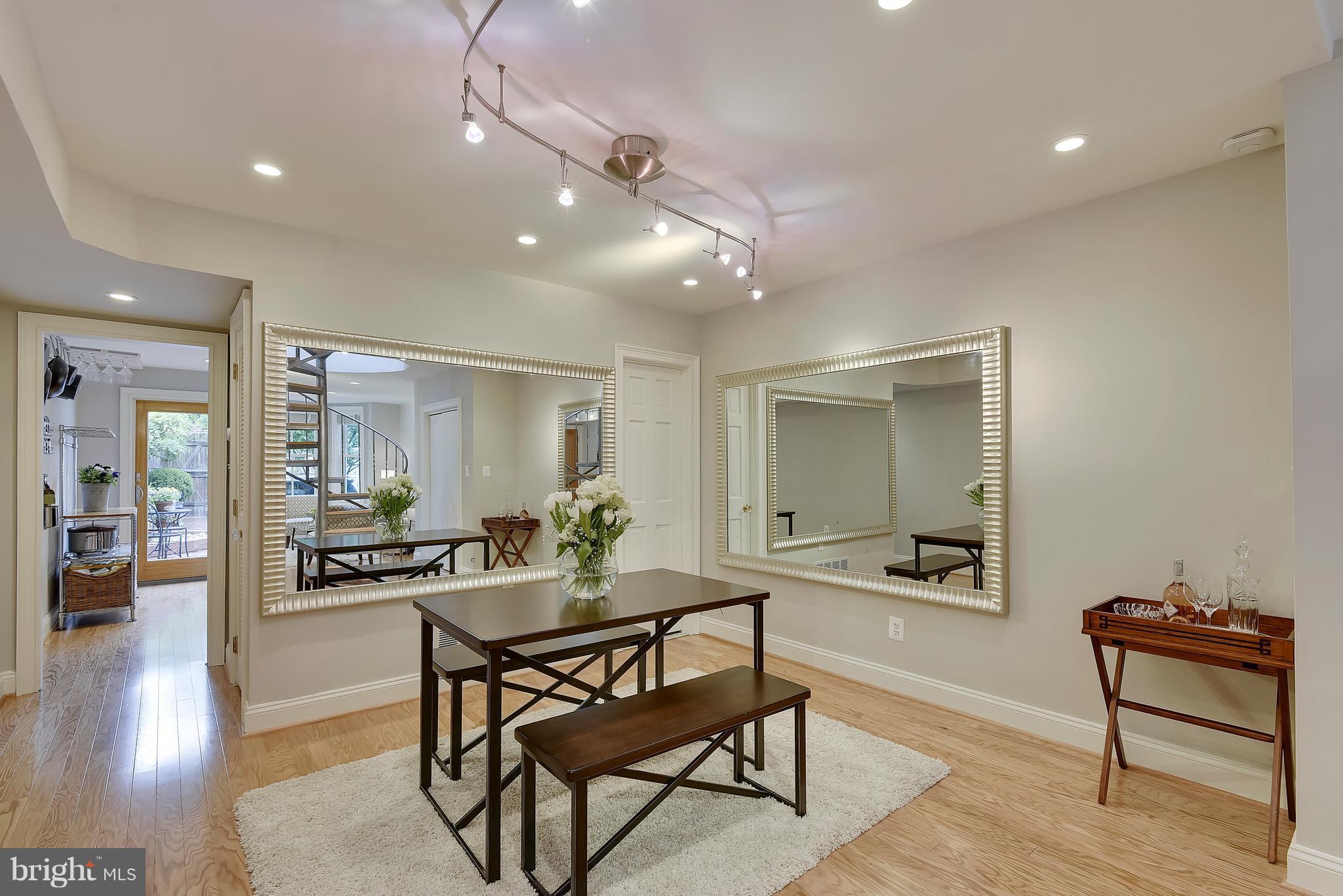 CARRIAGE WORKS - Residential