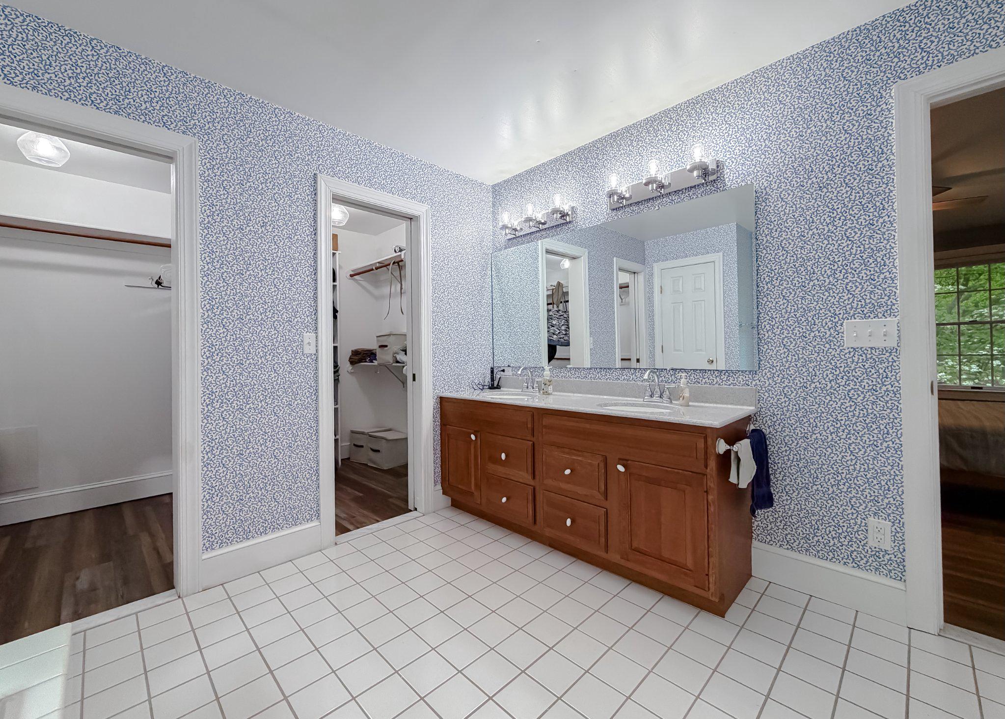 ESPERANZA FARMS - Residential